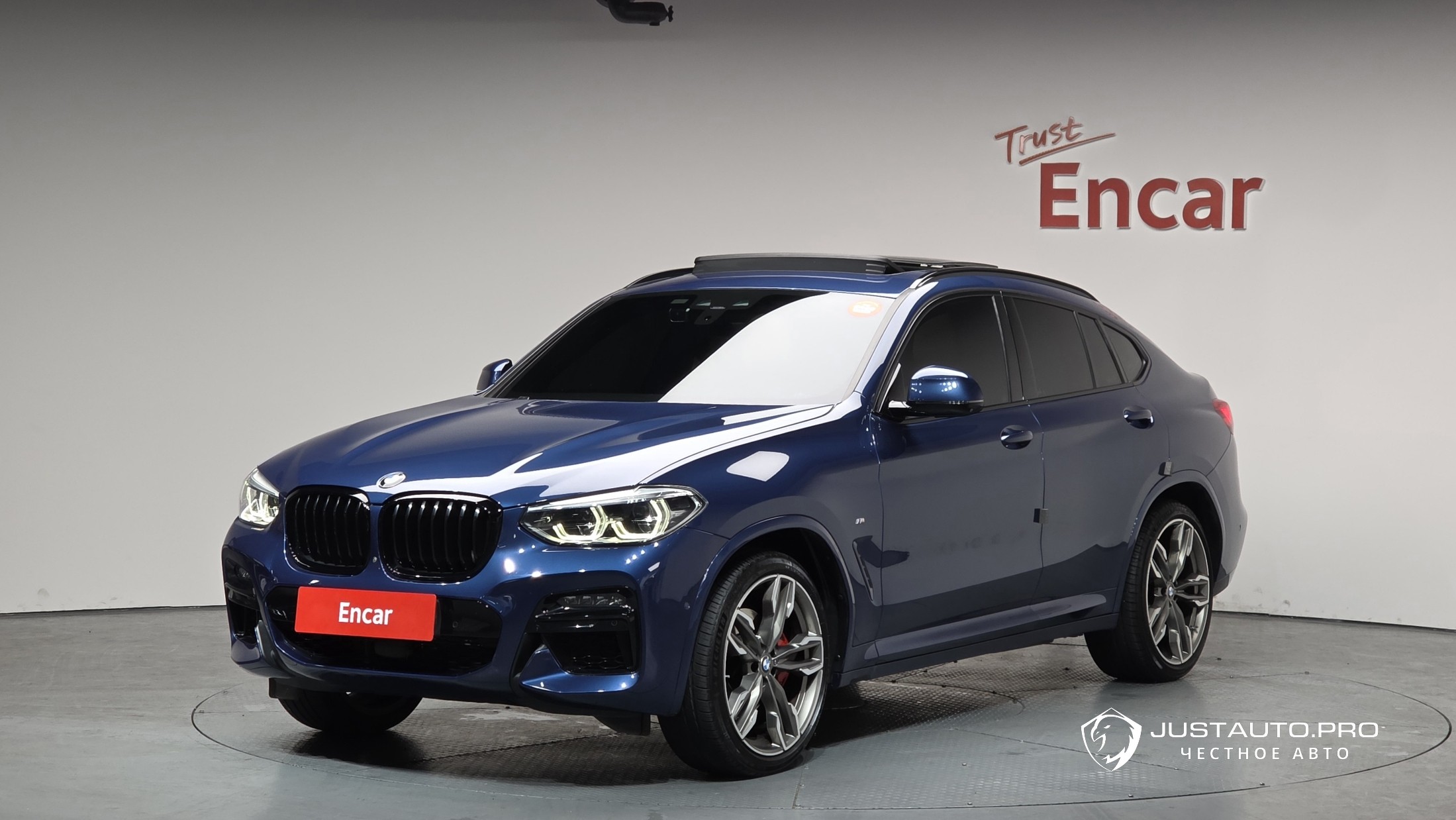 Автомобиль BMW X4