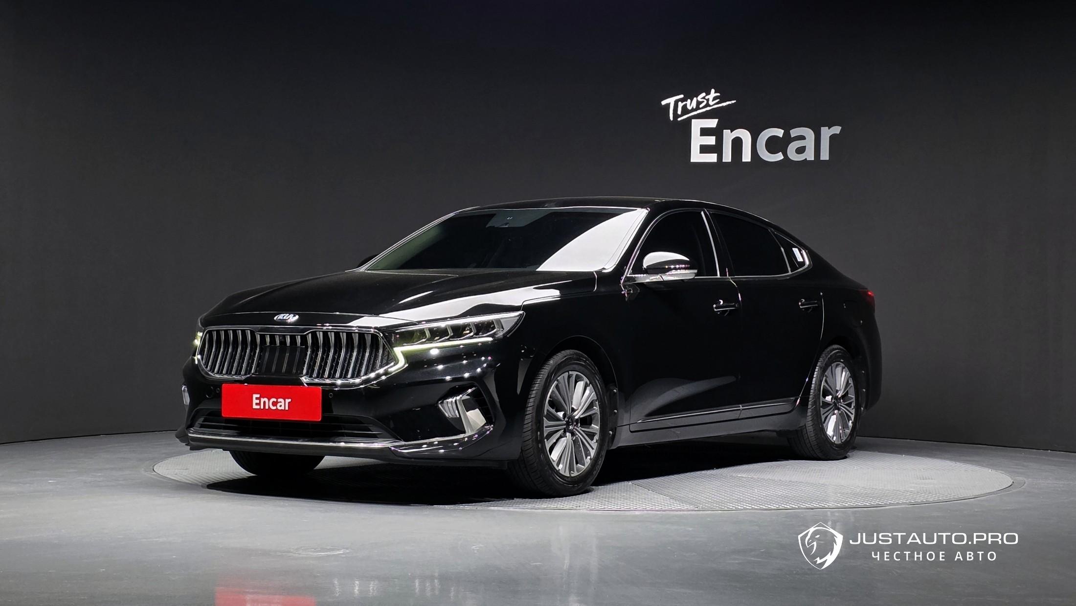 Автомобиль Kia K7