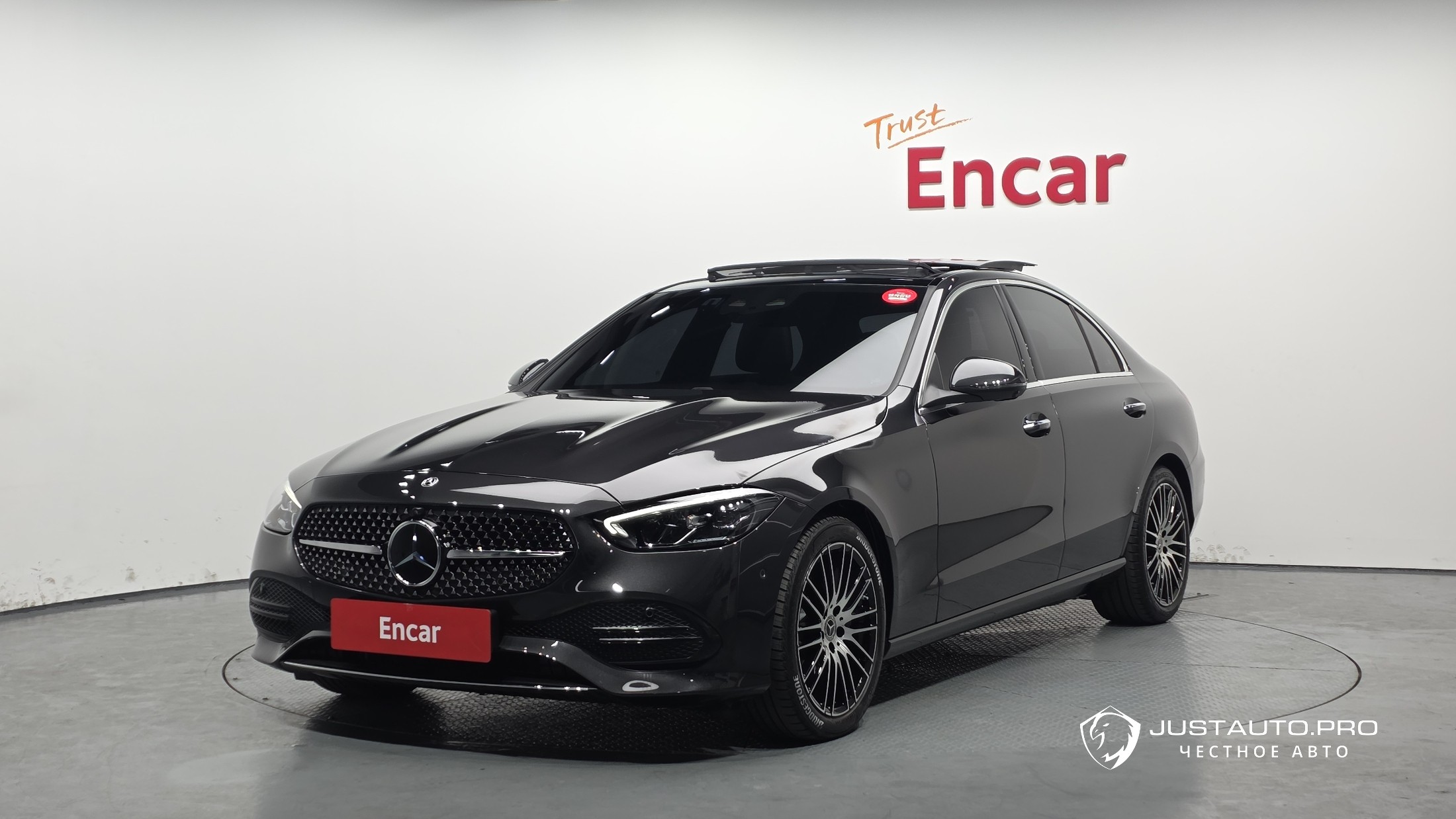 Автомобиль Mercedes-Benz C-Class