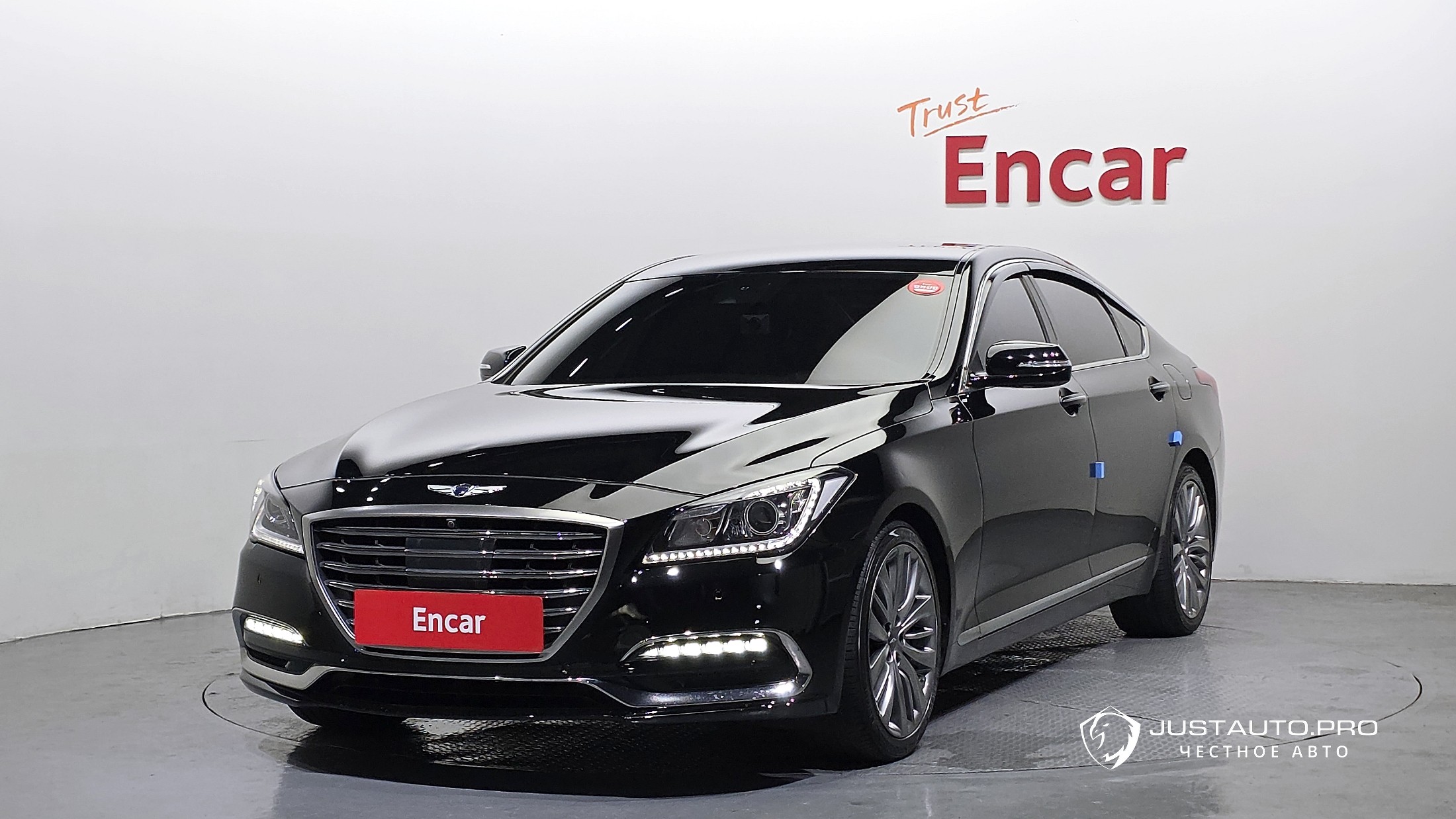 Автомобиль Genesis G80