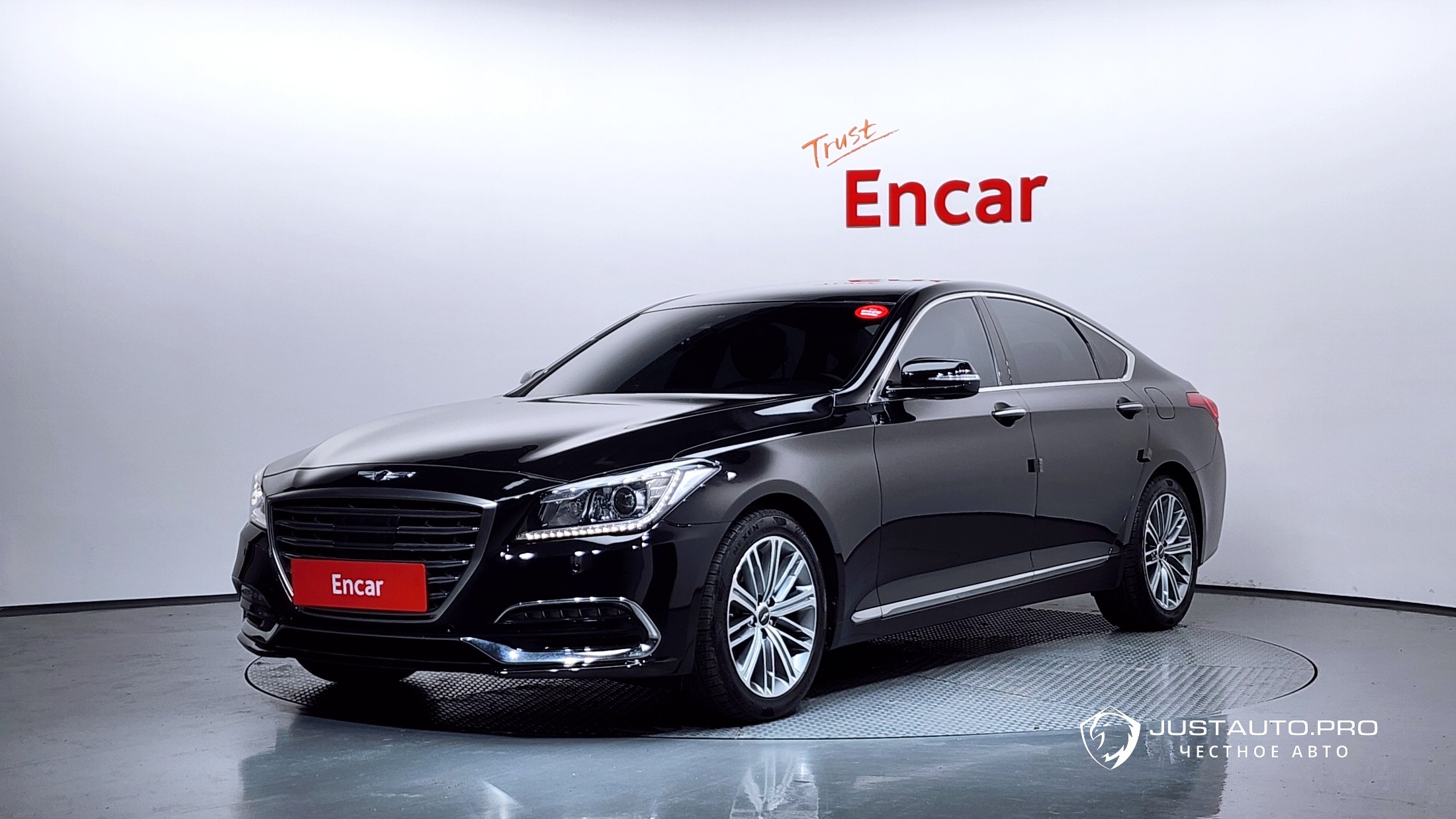 Автомобиль Genesis G80