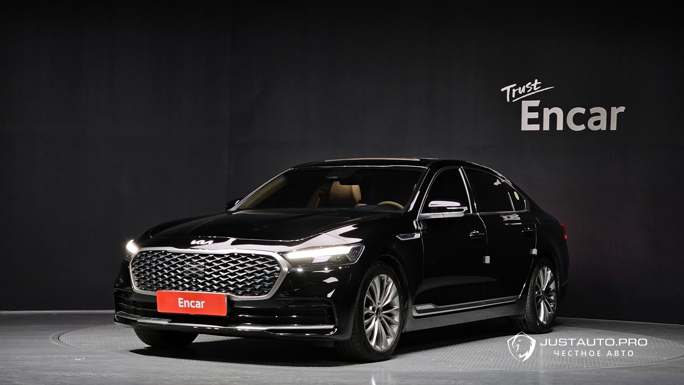 Автомобиль Kia K9