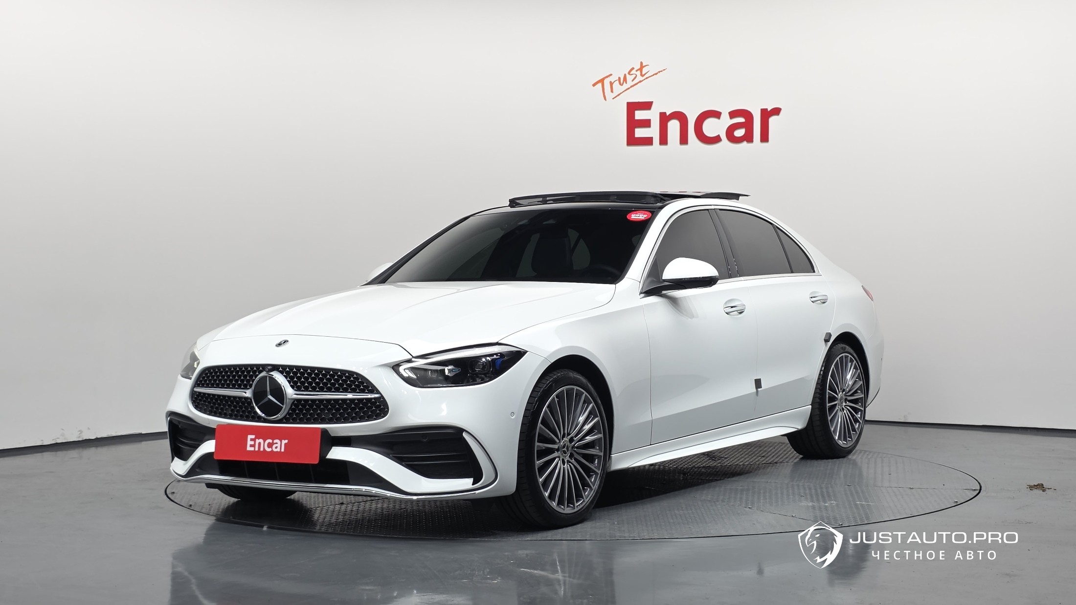 Автомобиль Mercedes-Benz C-Class