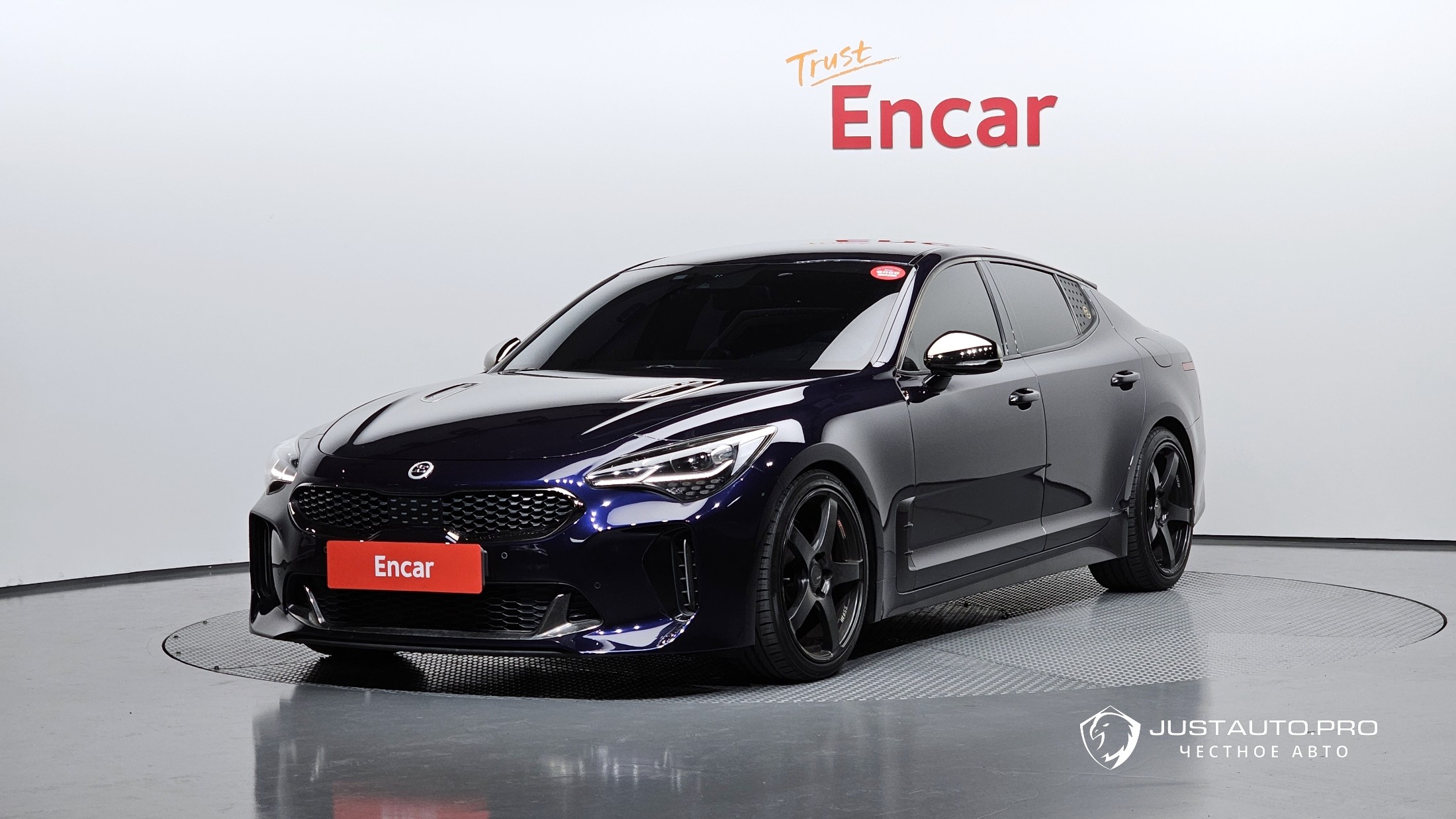 Автомобиль Kia Stinger