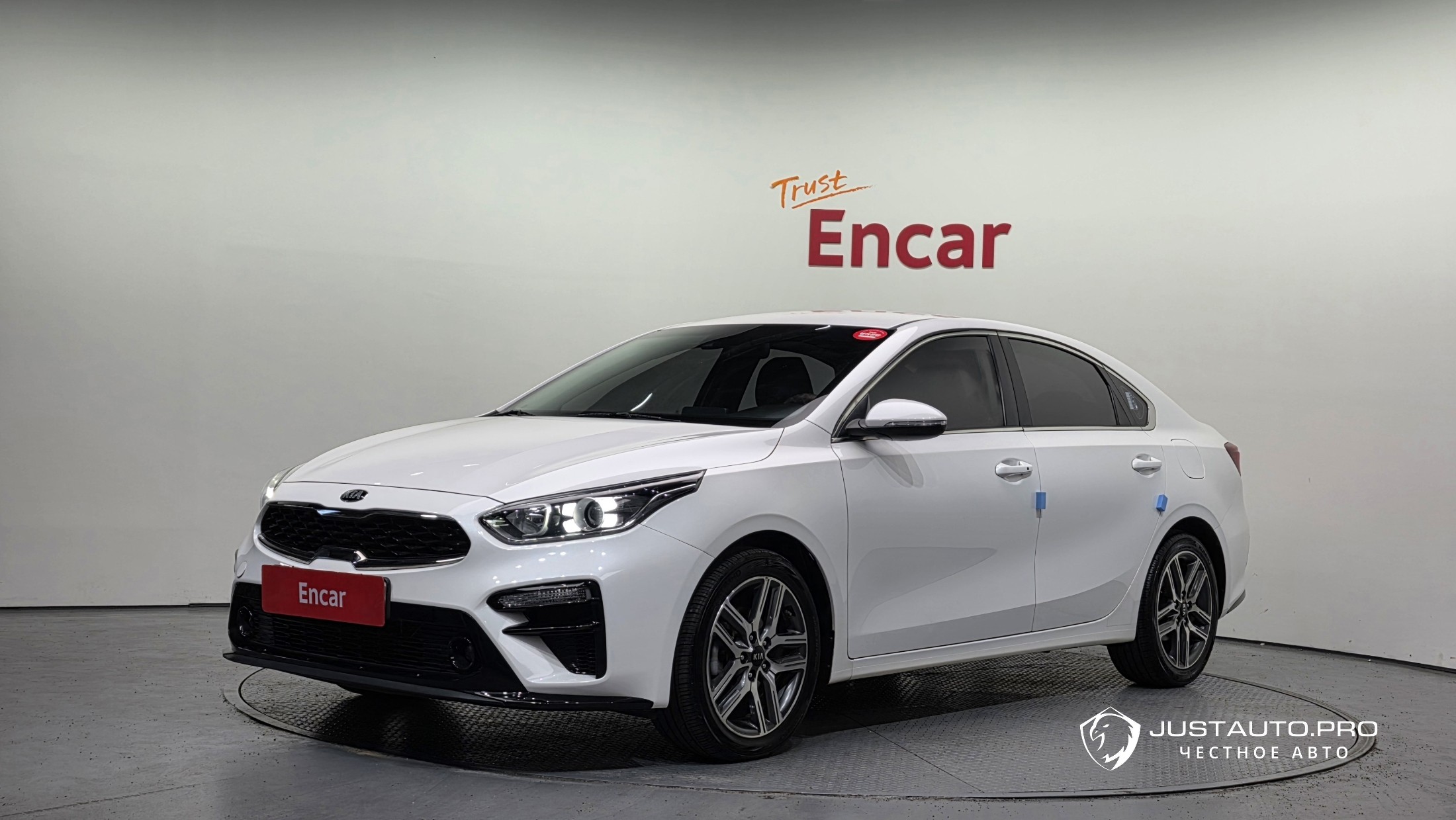 Автомобиль Kia K3