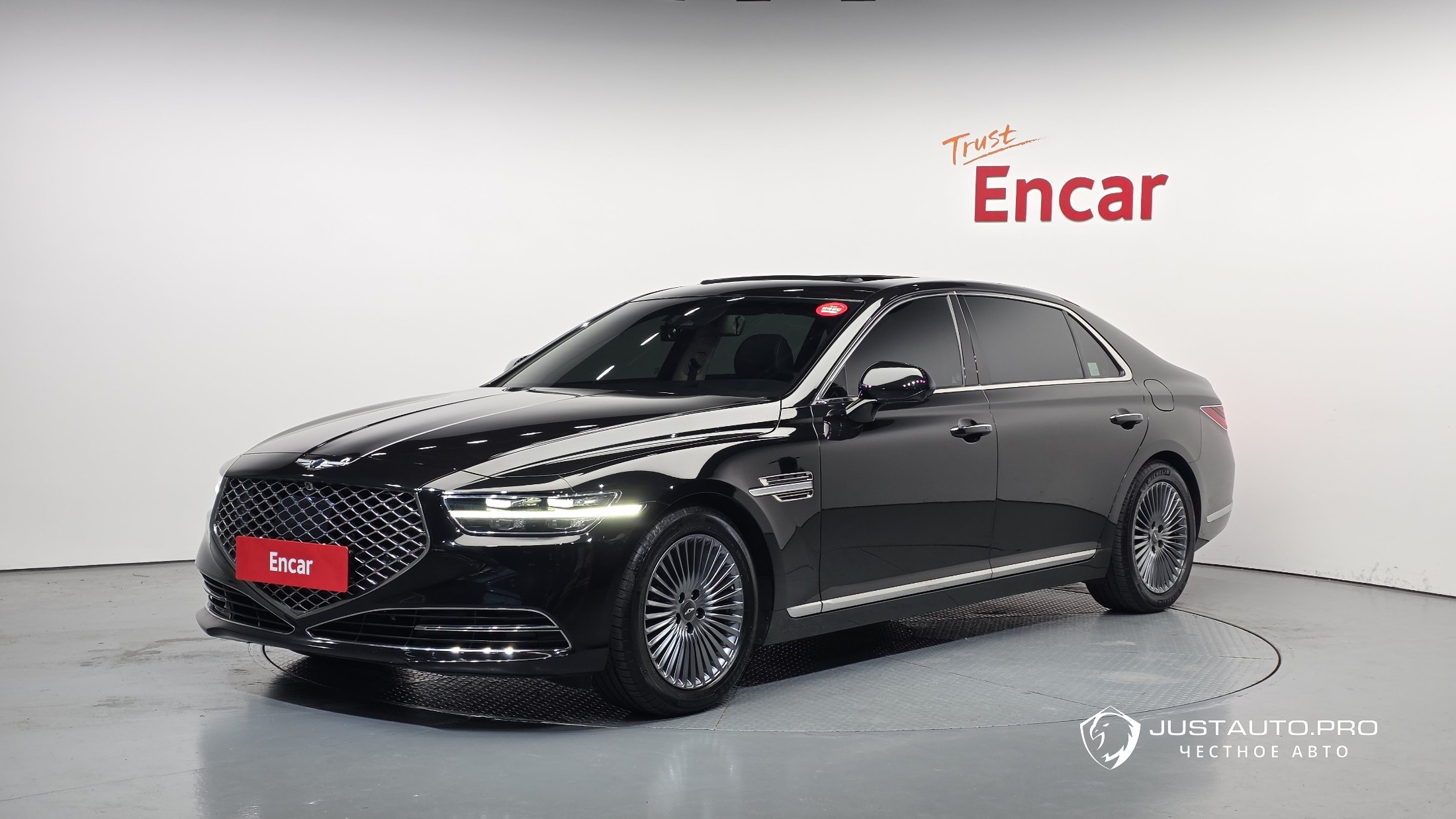 Автомобиль Genesis G90