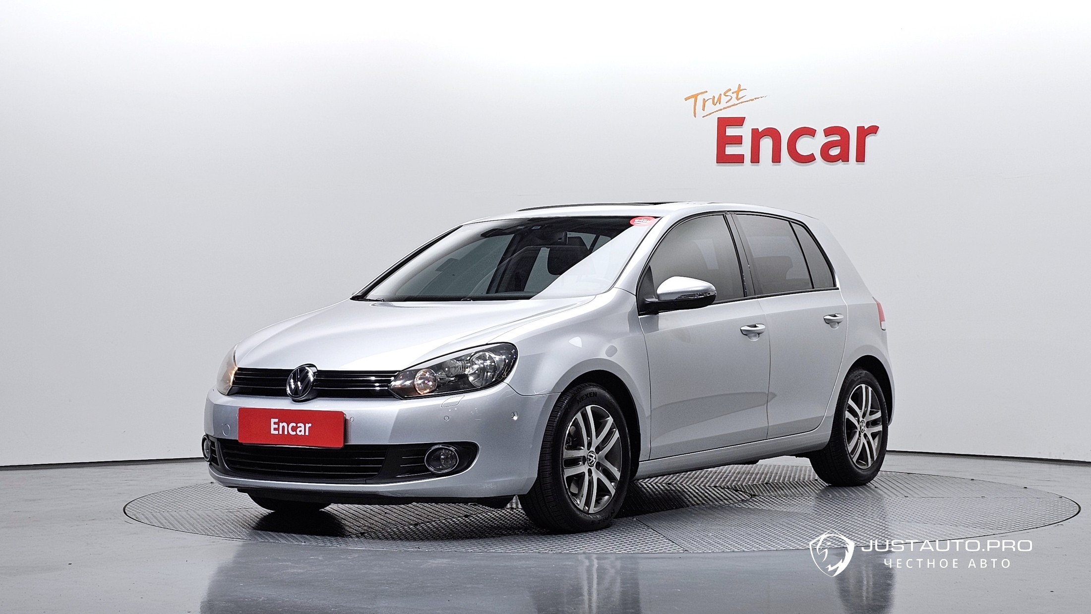 Автомобиль Volkswagen Golf