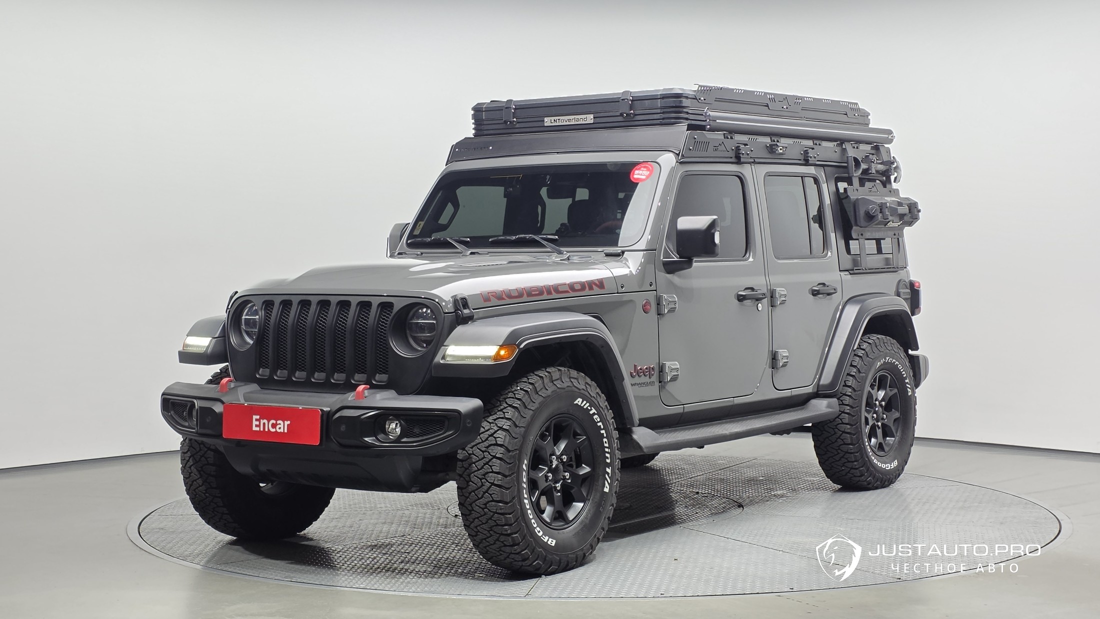 Автомобиль Jeep Wrangler