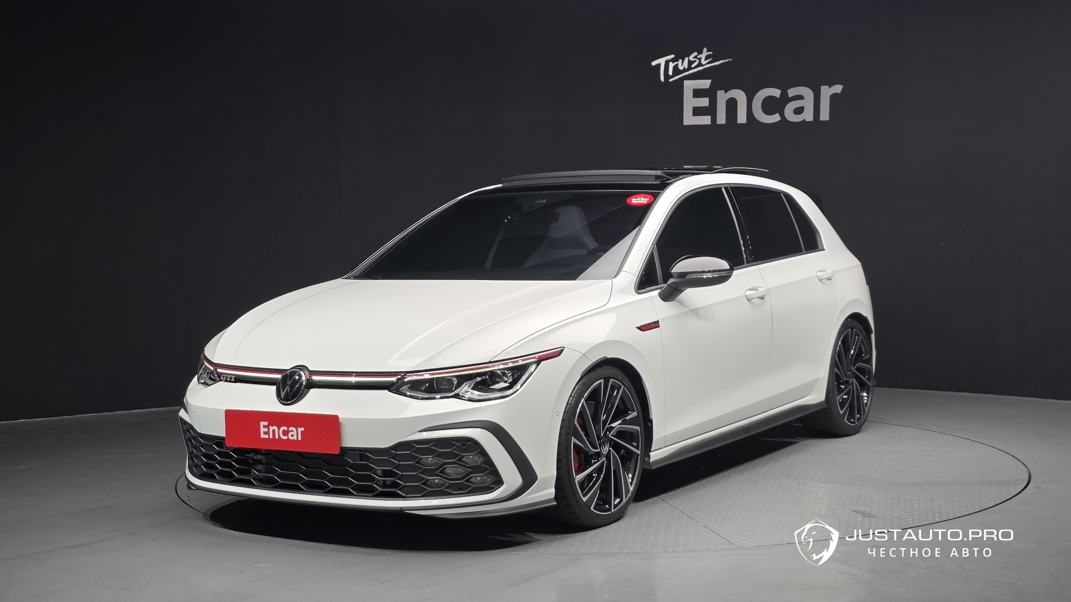 Автомобиль Volkswagen Golf