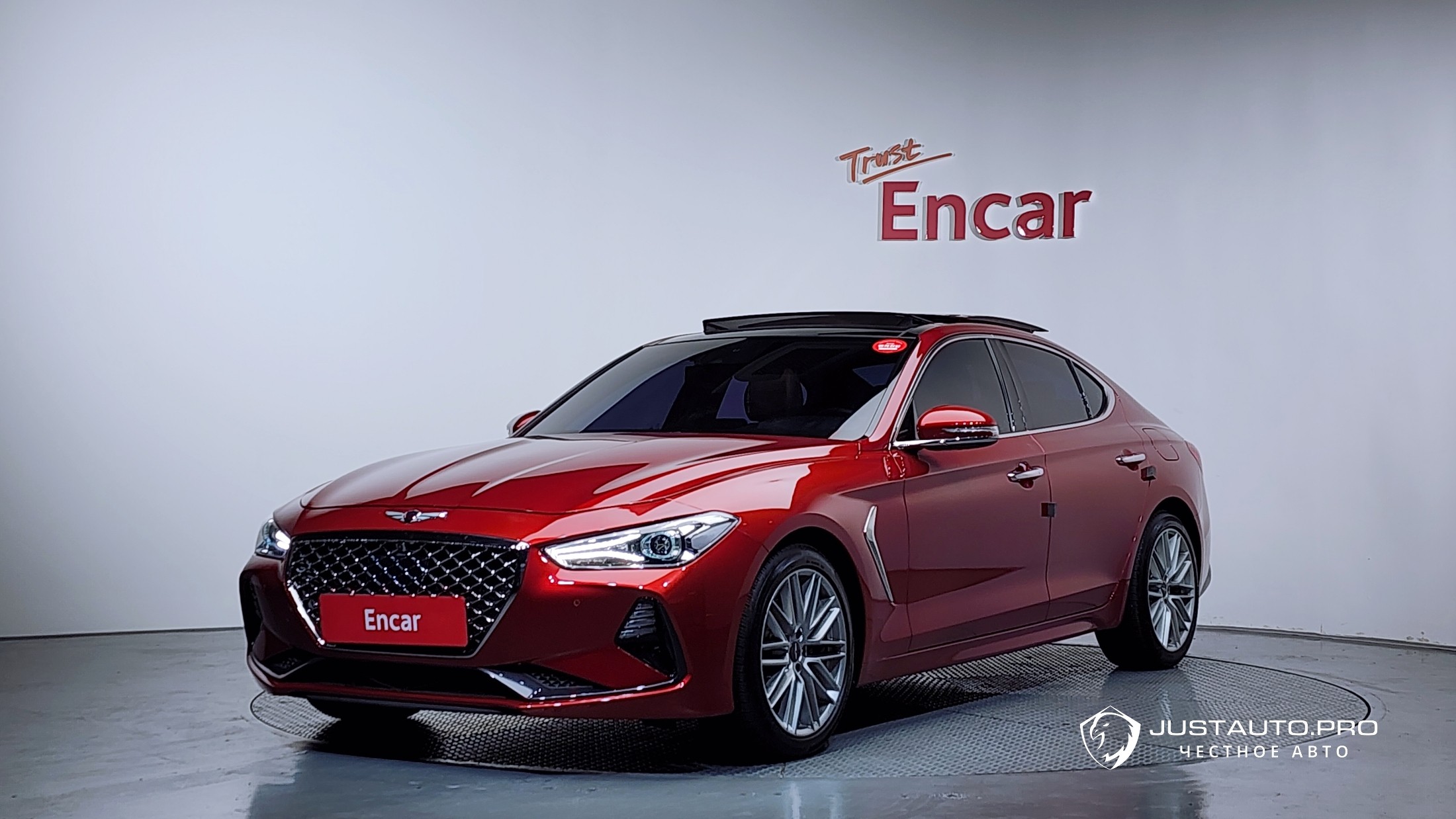 Автомобиль Genesis G70