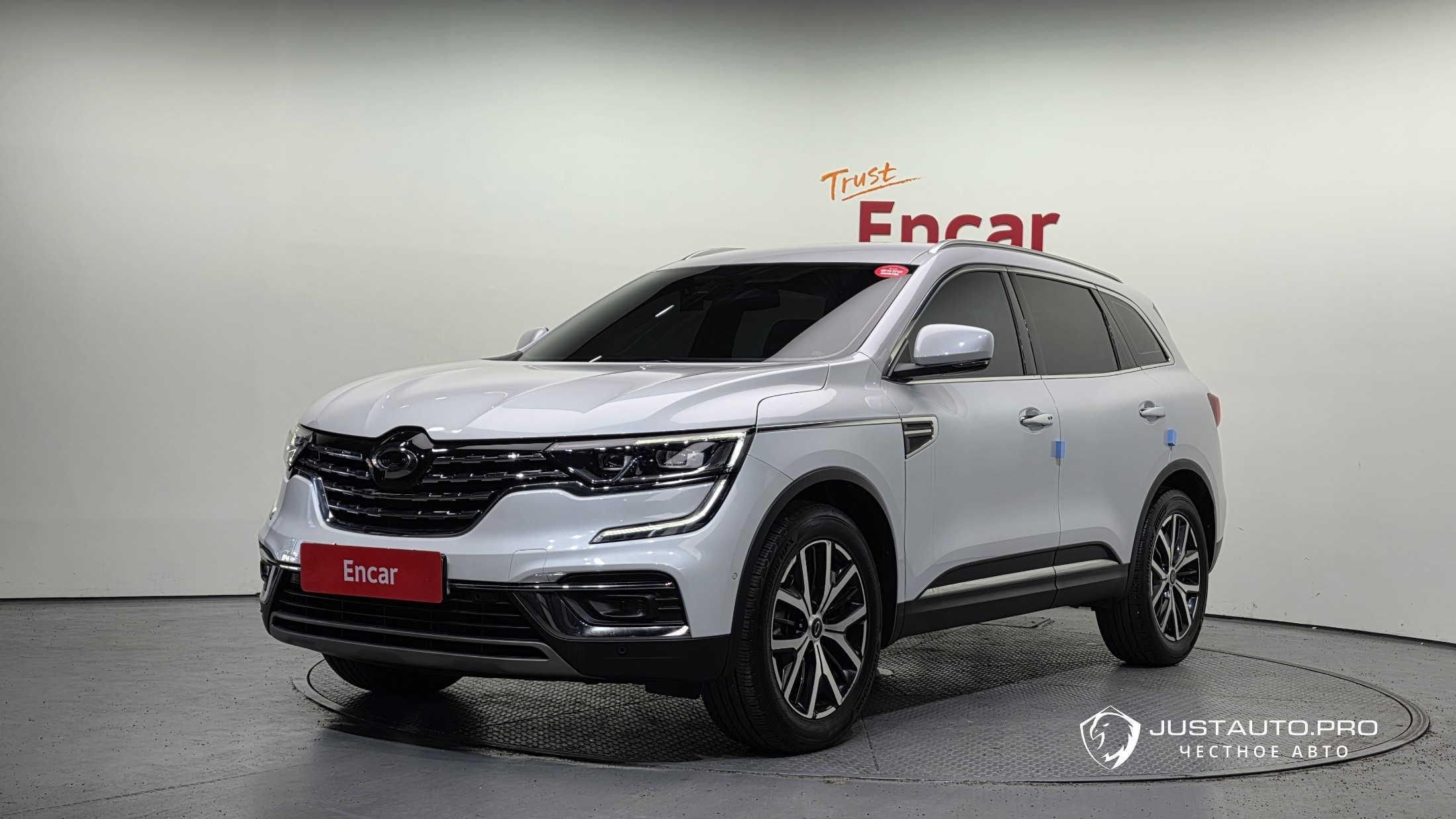 Автомобиль Renault-KoreaSamsung QM6