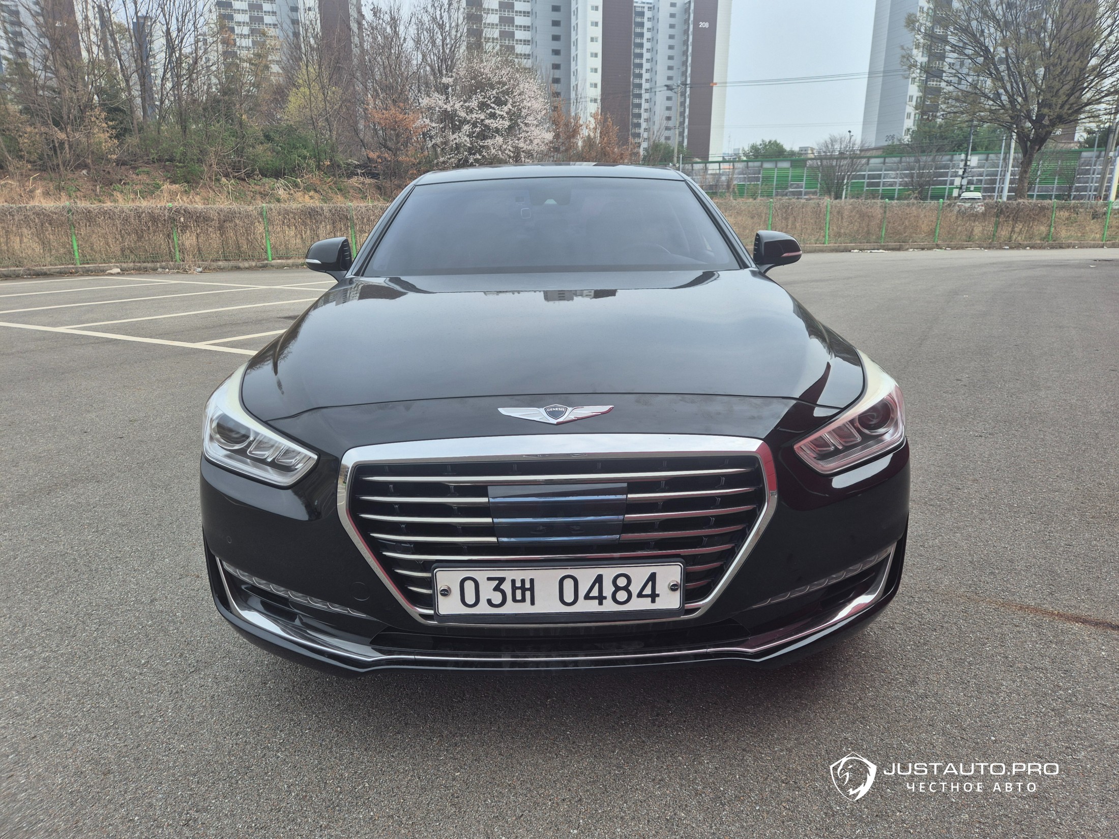 Автомобиль Genesis EQ900