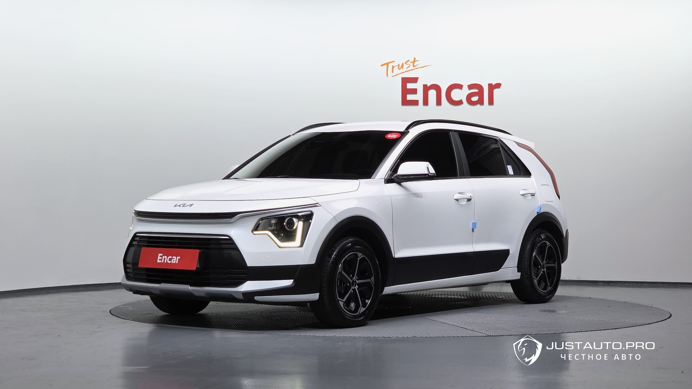 Автомобиль Kia Niro