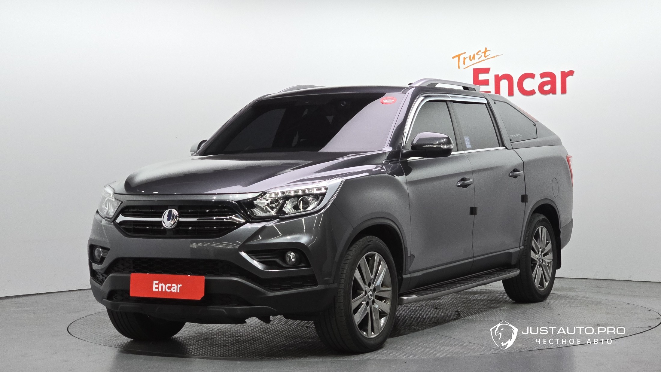 Автомобиль KG_Mobility_Ssangyong Rexton