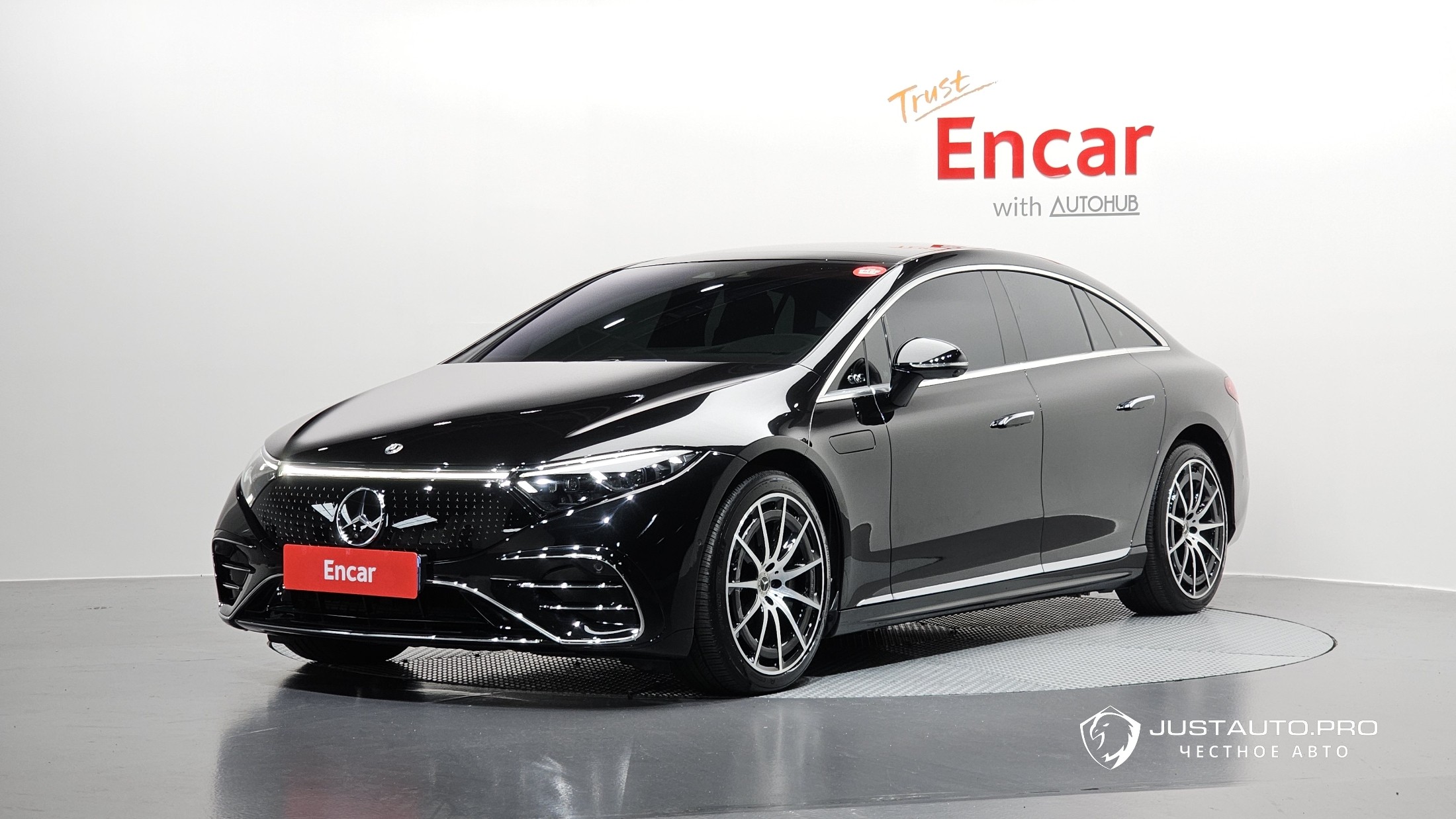 Автомобиль Mercedes-Benz EQS