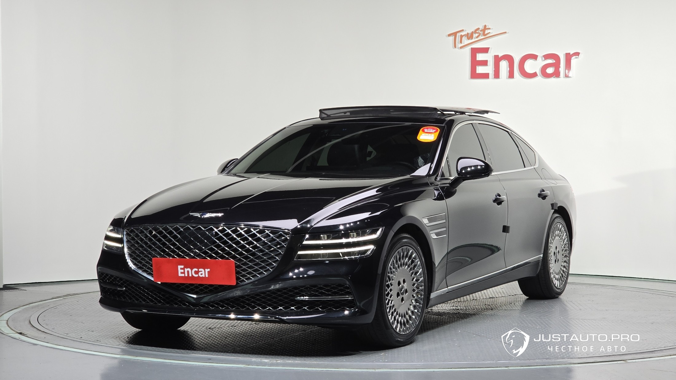Автомобиль Genesis G80