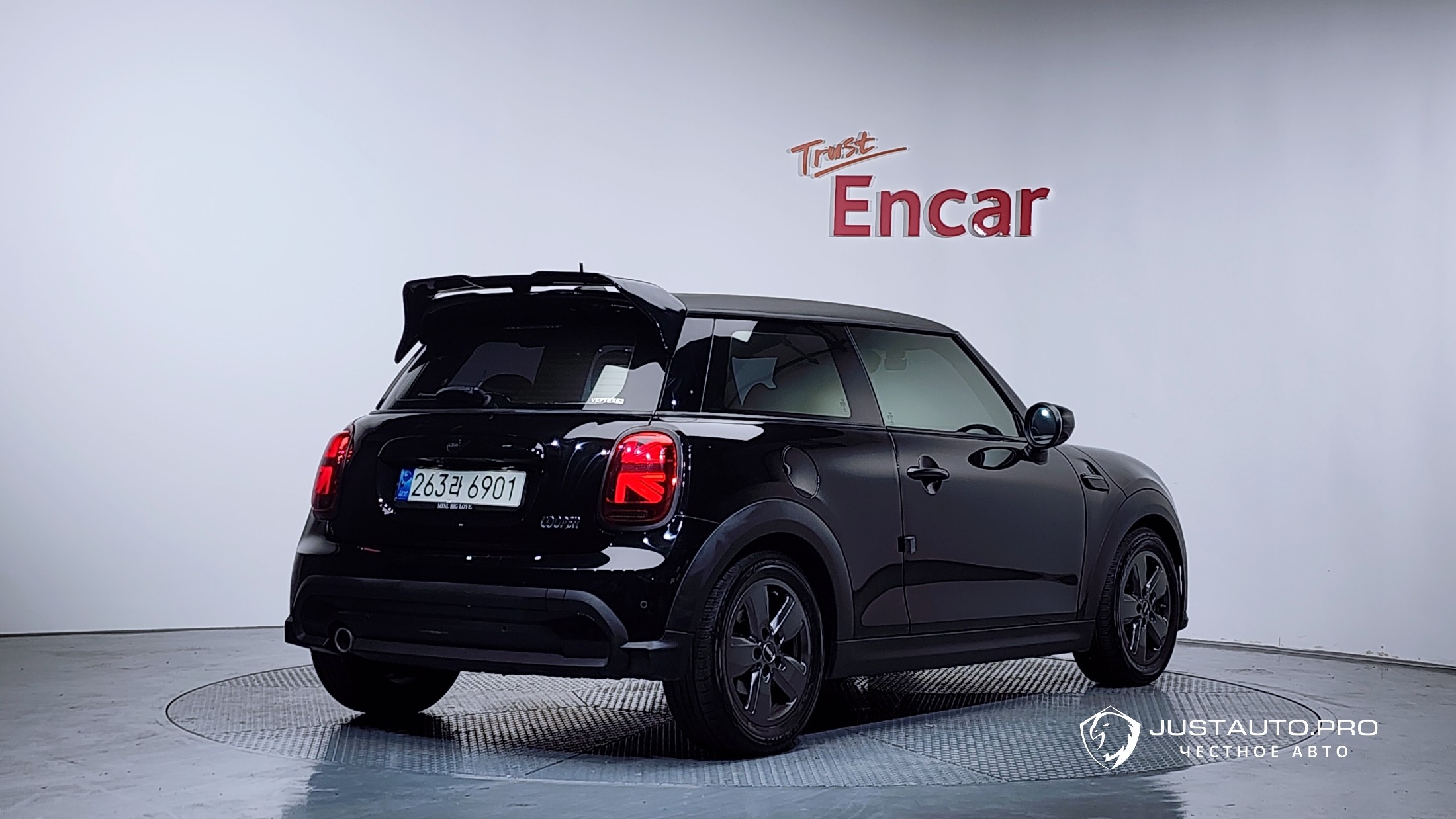 Автомобиль Mini Cooper