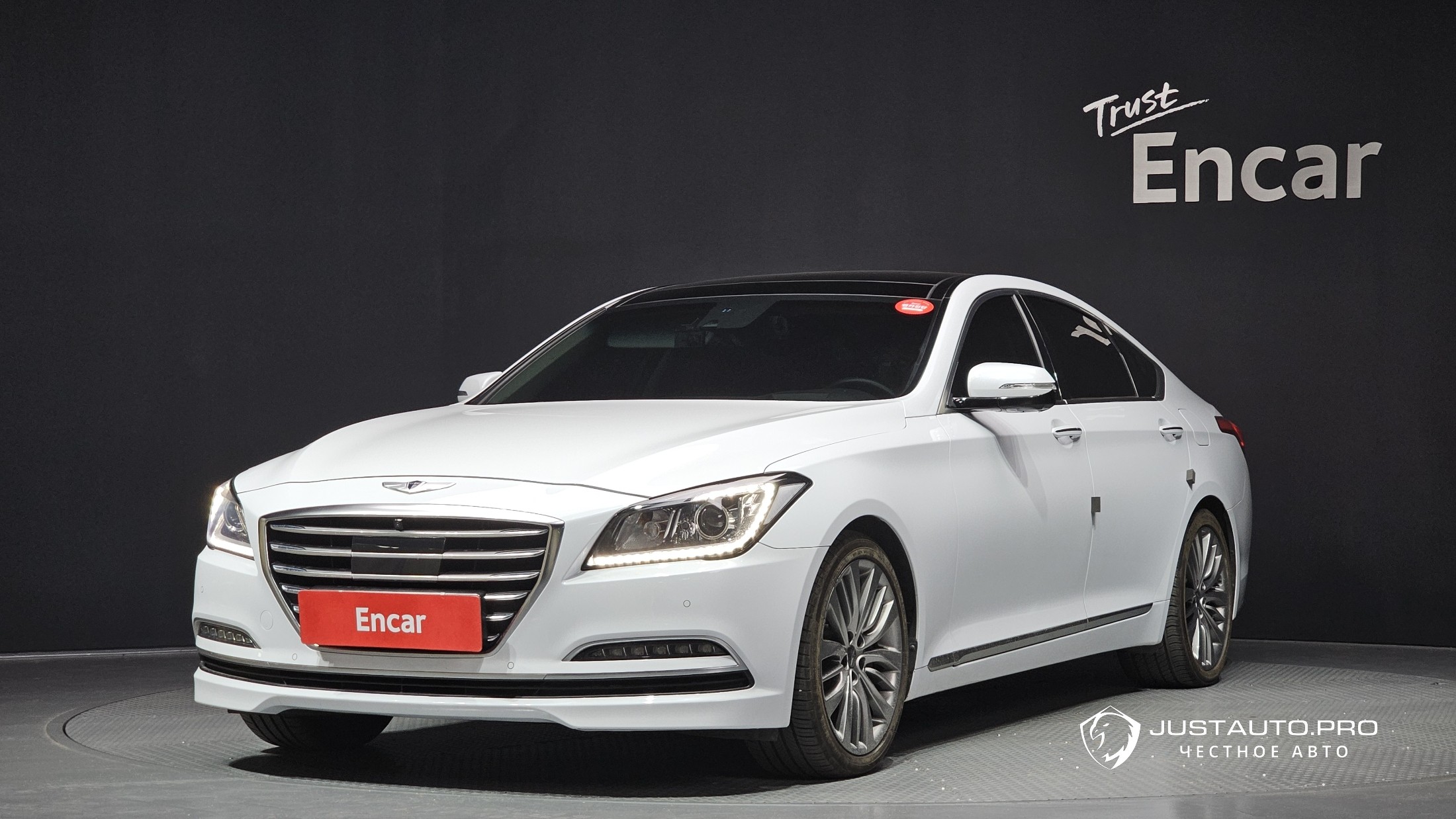 Автомобиль Hyundai Genesis