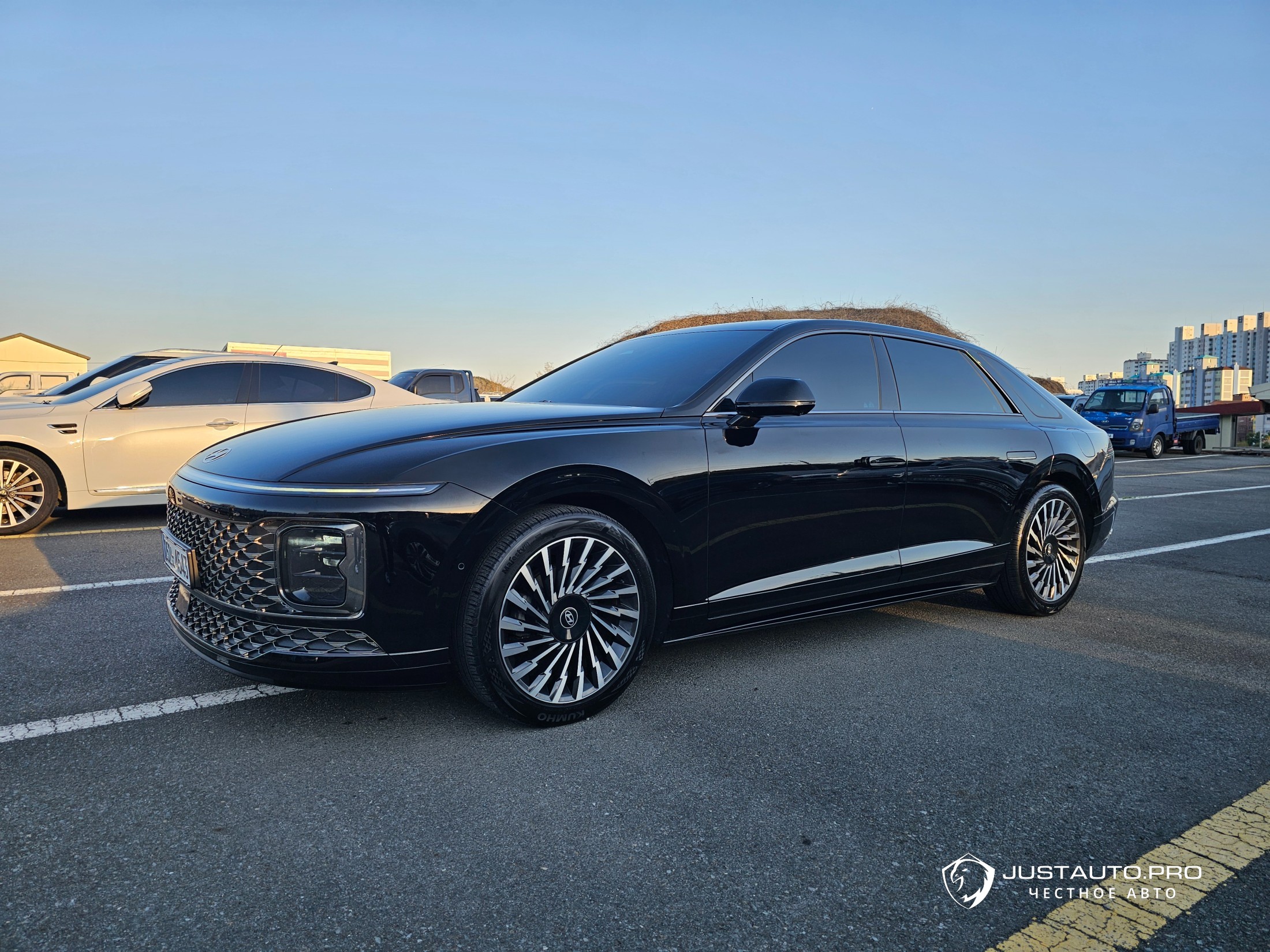 Автомобиль Hyundai Grandeur