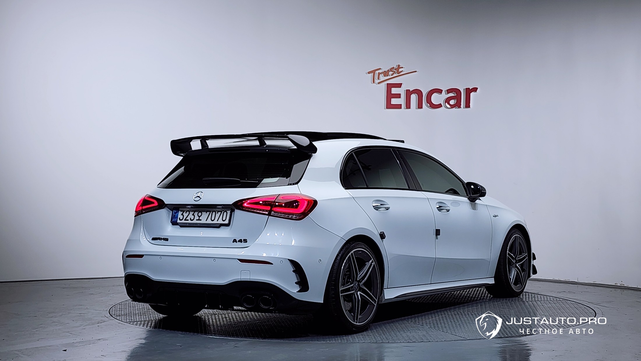 Автомобиль Mercedes-Benz A-Class