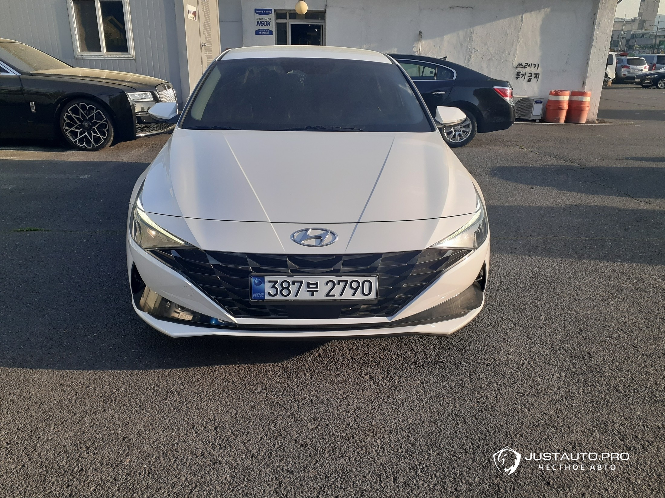 Автомобиль Hyundai AVANTE