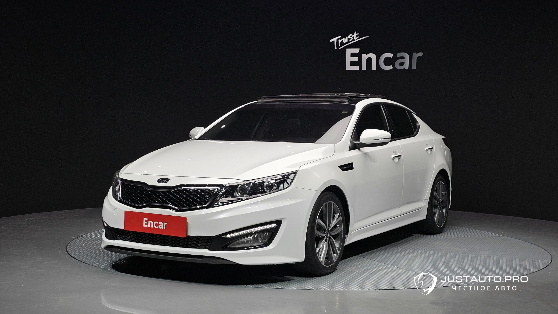 Автомобиль Kia K5