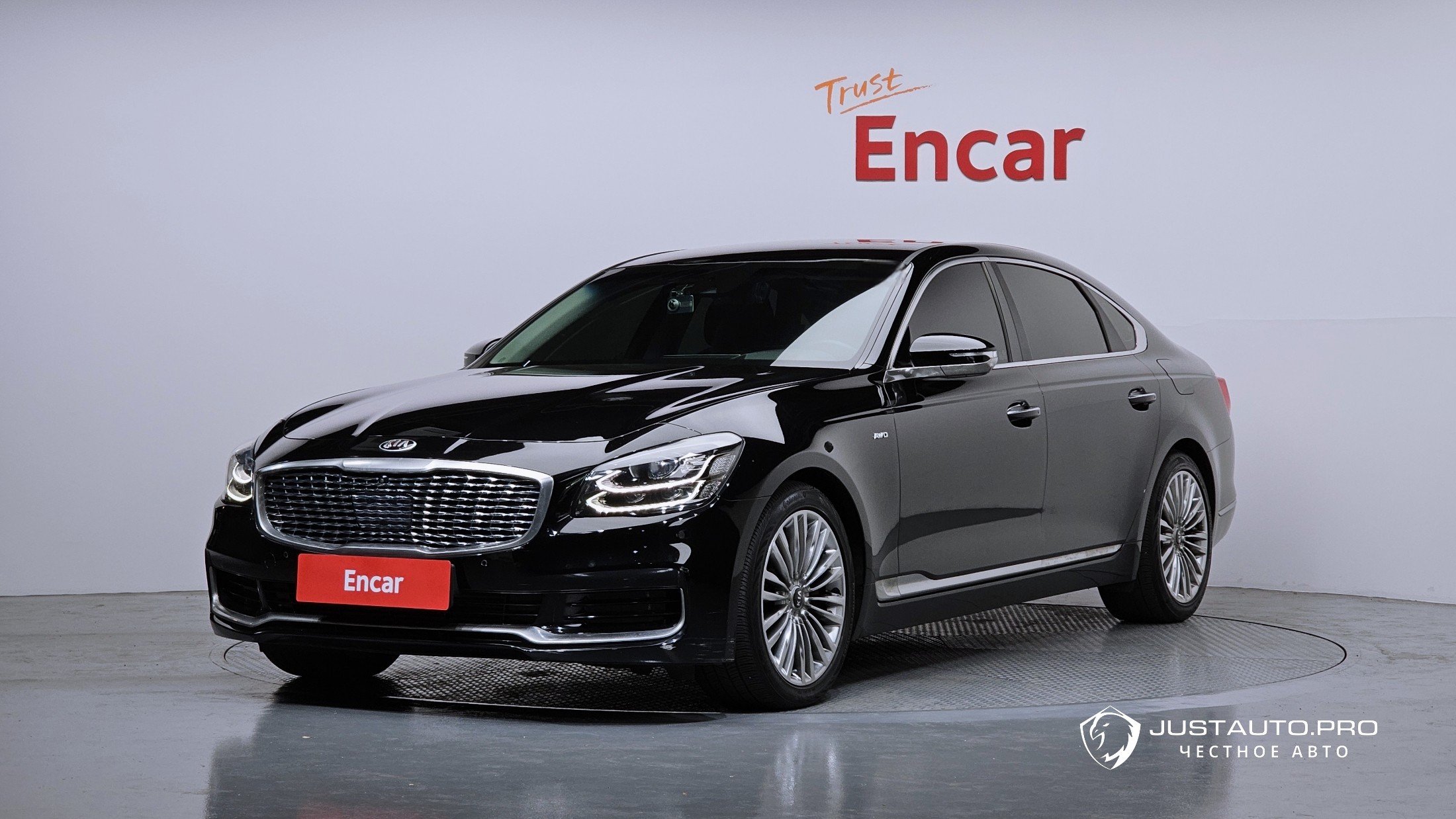 Автомобиль Kia K9