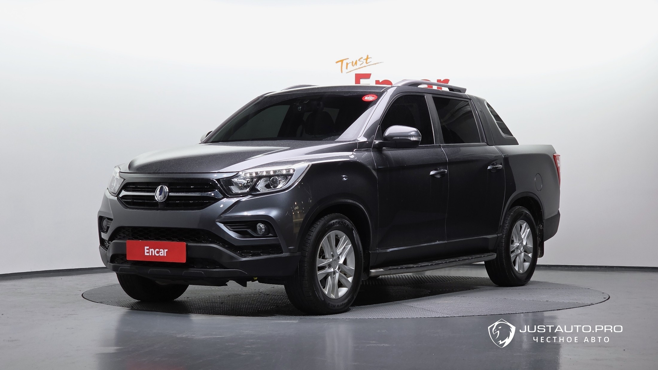 Автомобиль KG_Mobility_Ssangyong Rexton