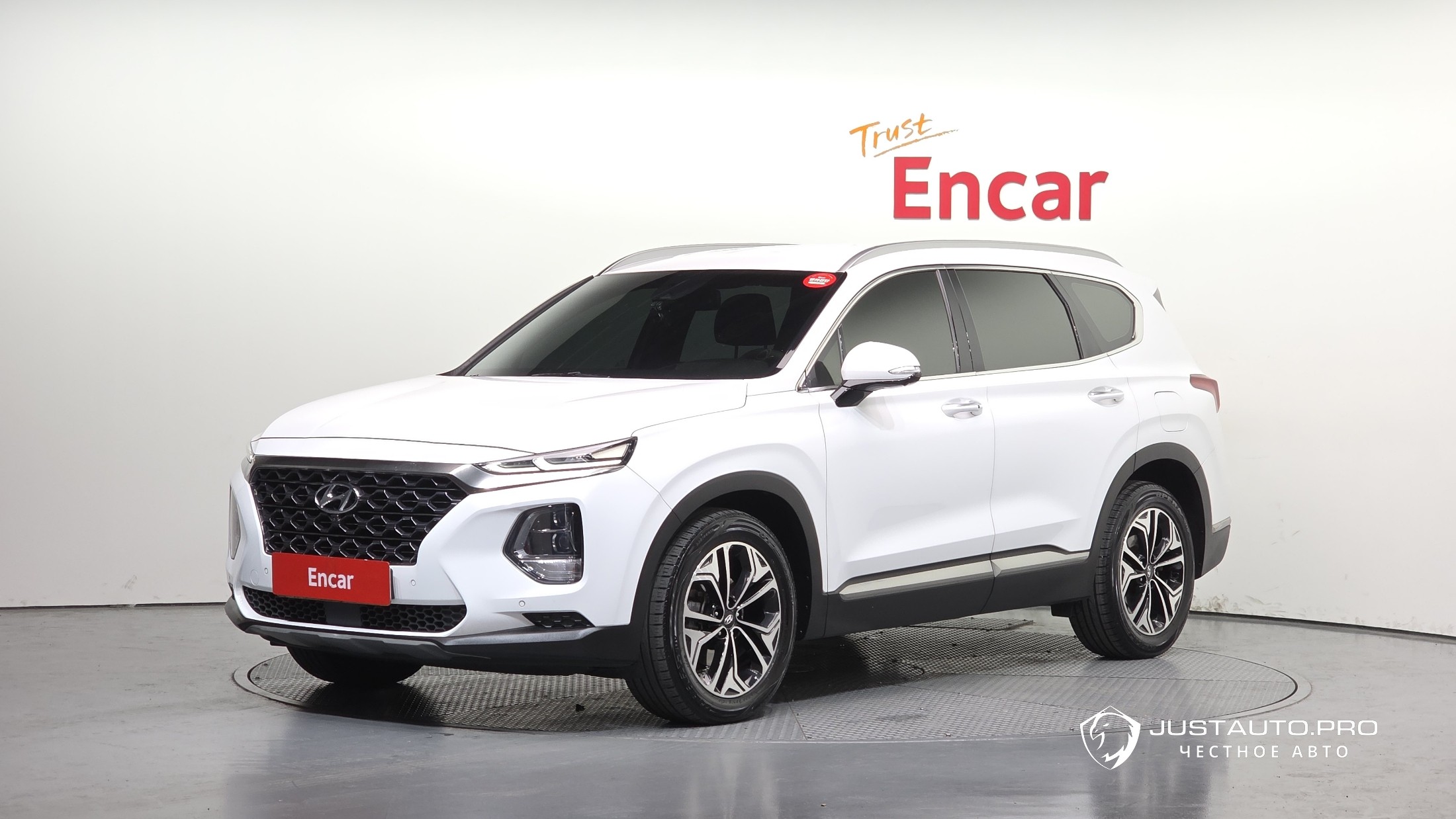 Автомобиль Hyundai Santafe