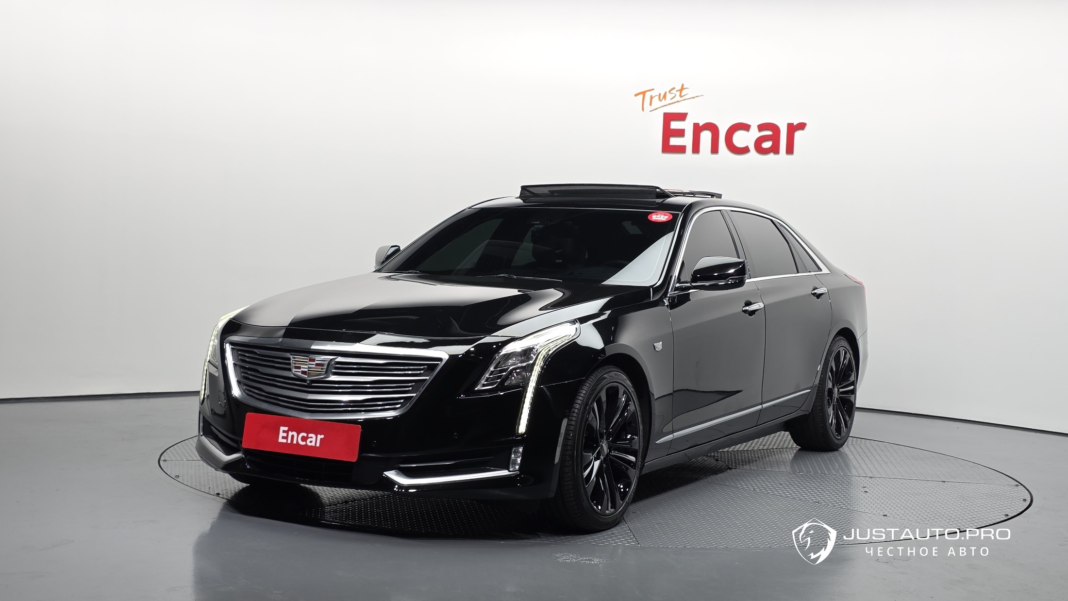 Автомобиль Cadillac CT6