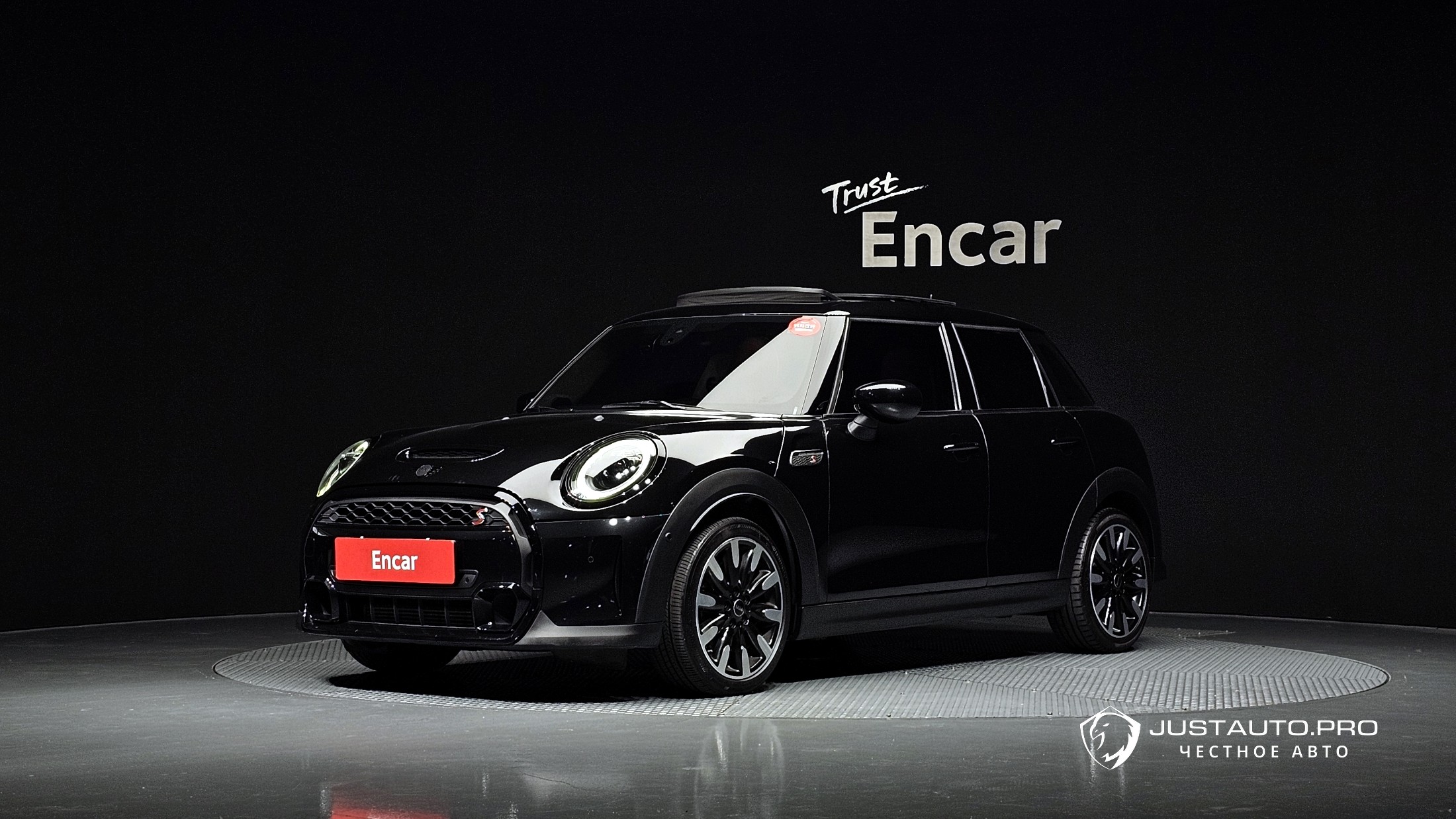 Автомобиль Mini Cooper