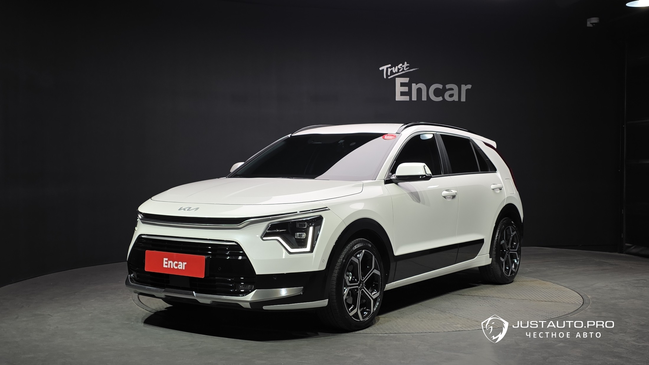Автомобиль Kia Niro