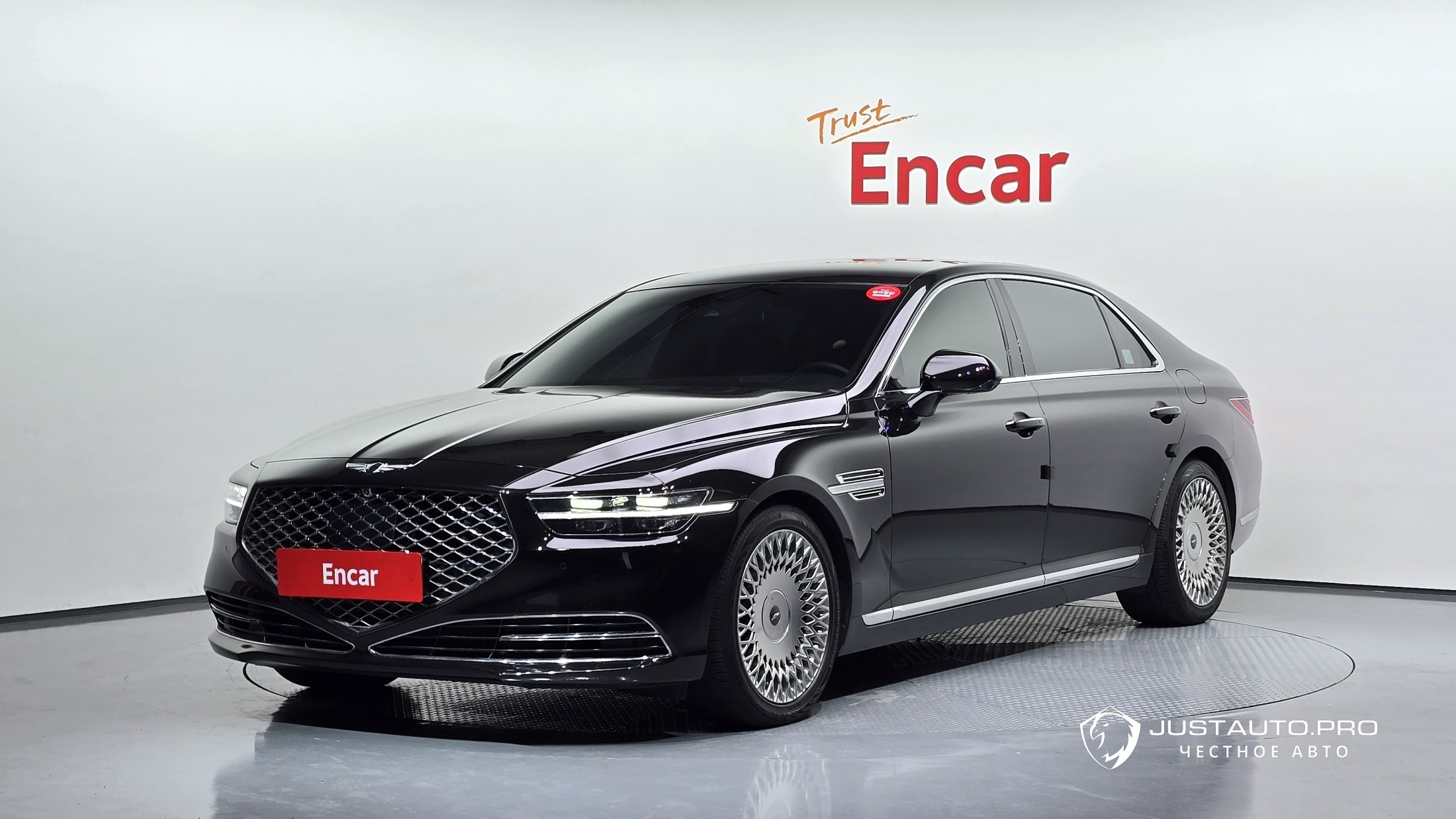 Автомобиль Genesis G90
