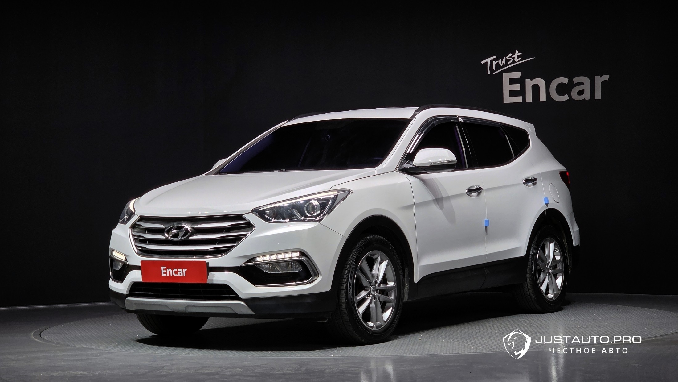 Автомобиль Hyundai Santafe