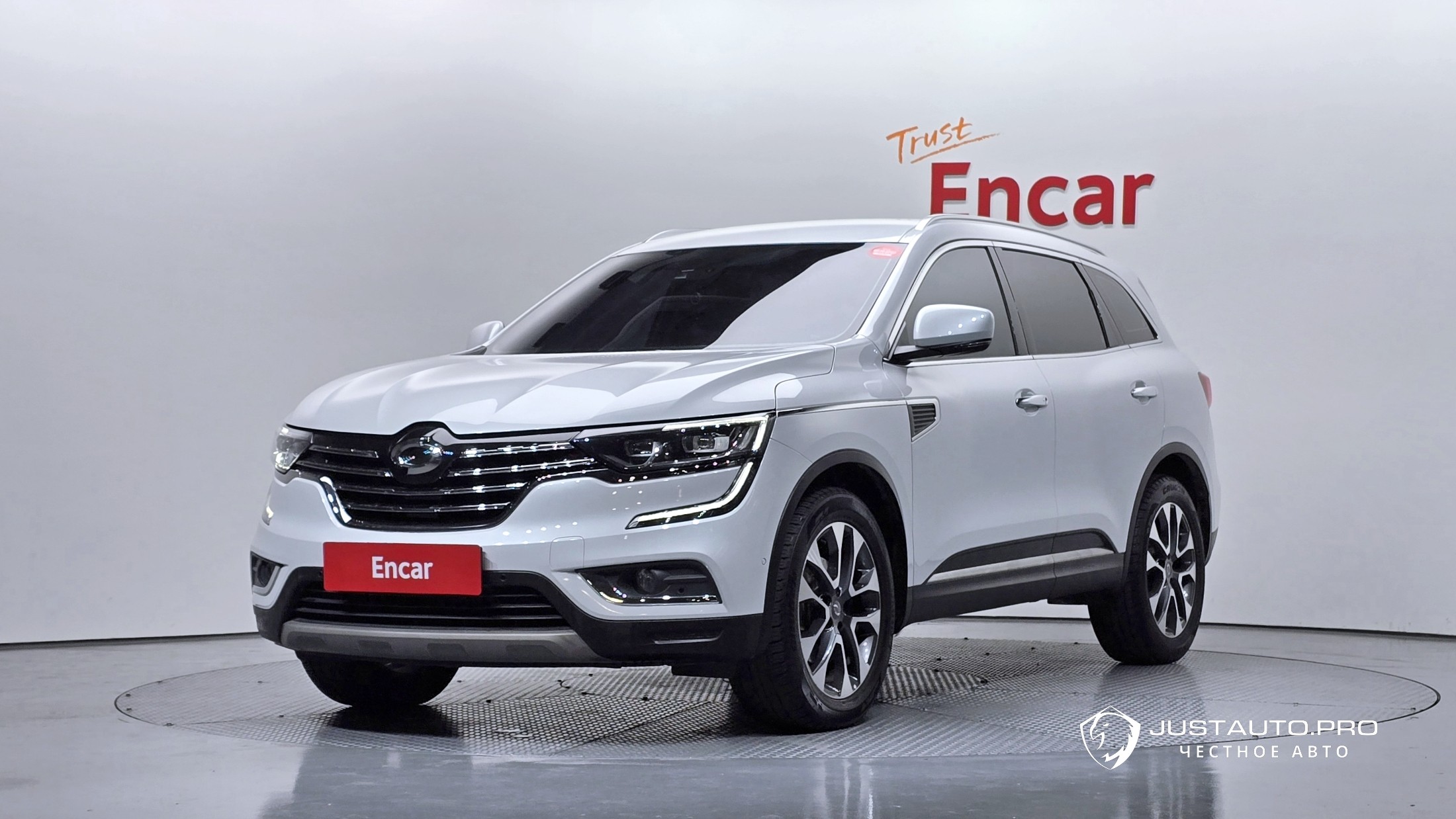 Автомобиль Renault-KoreaSamsung QM6