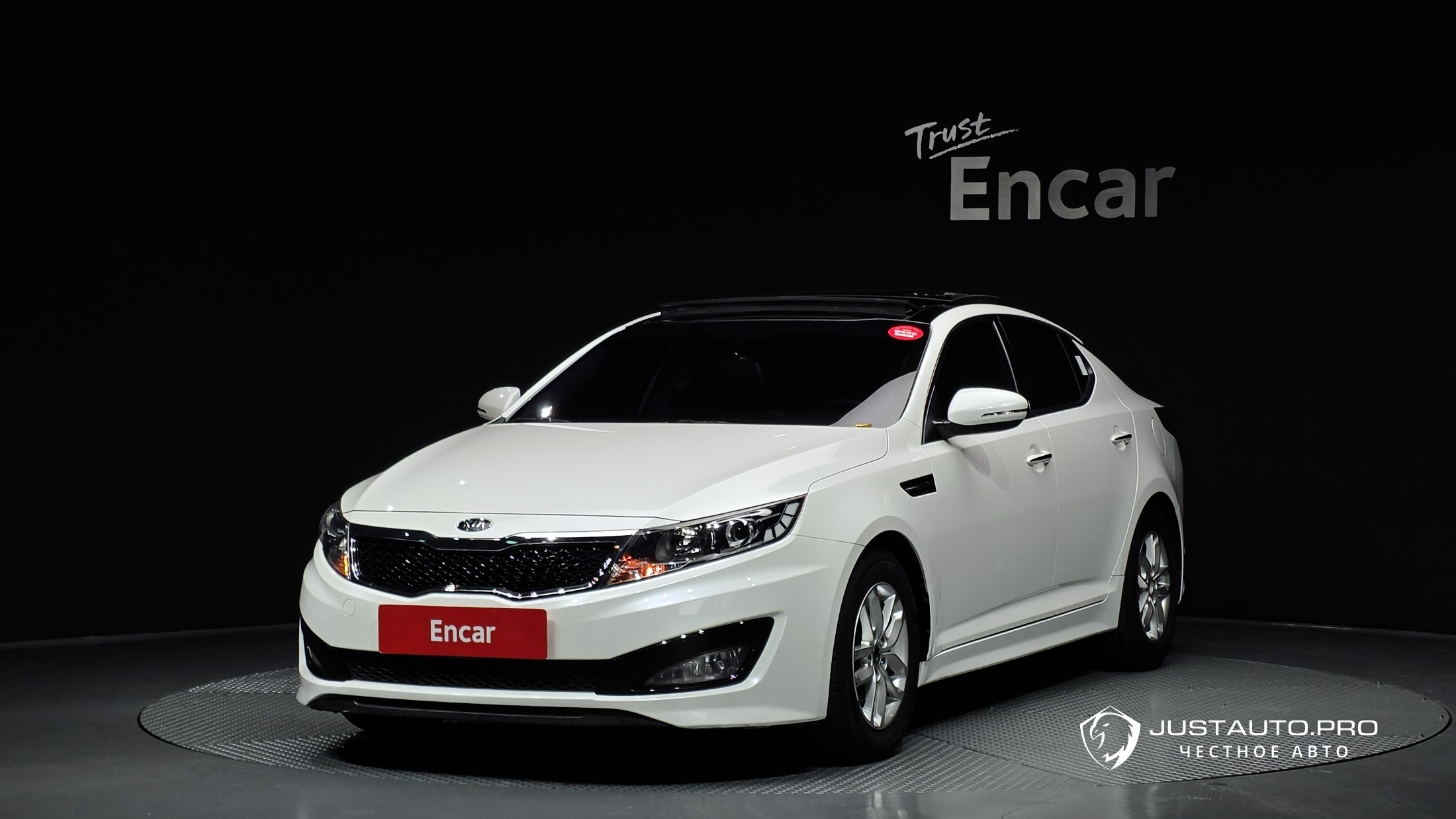 Автомобиль Kia K5