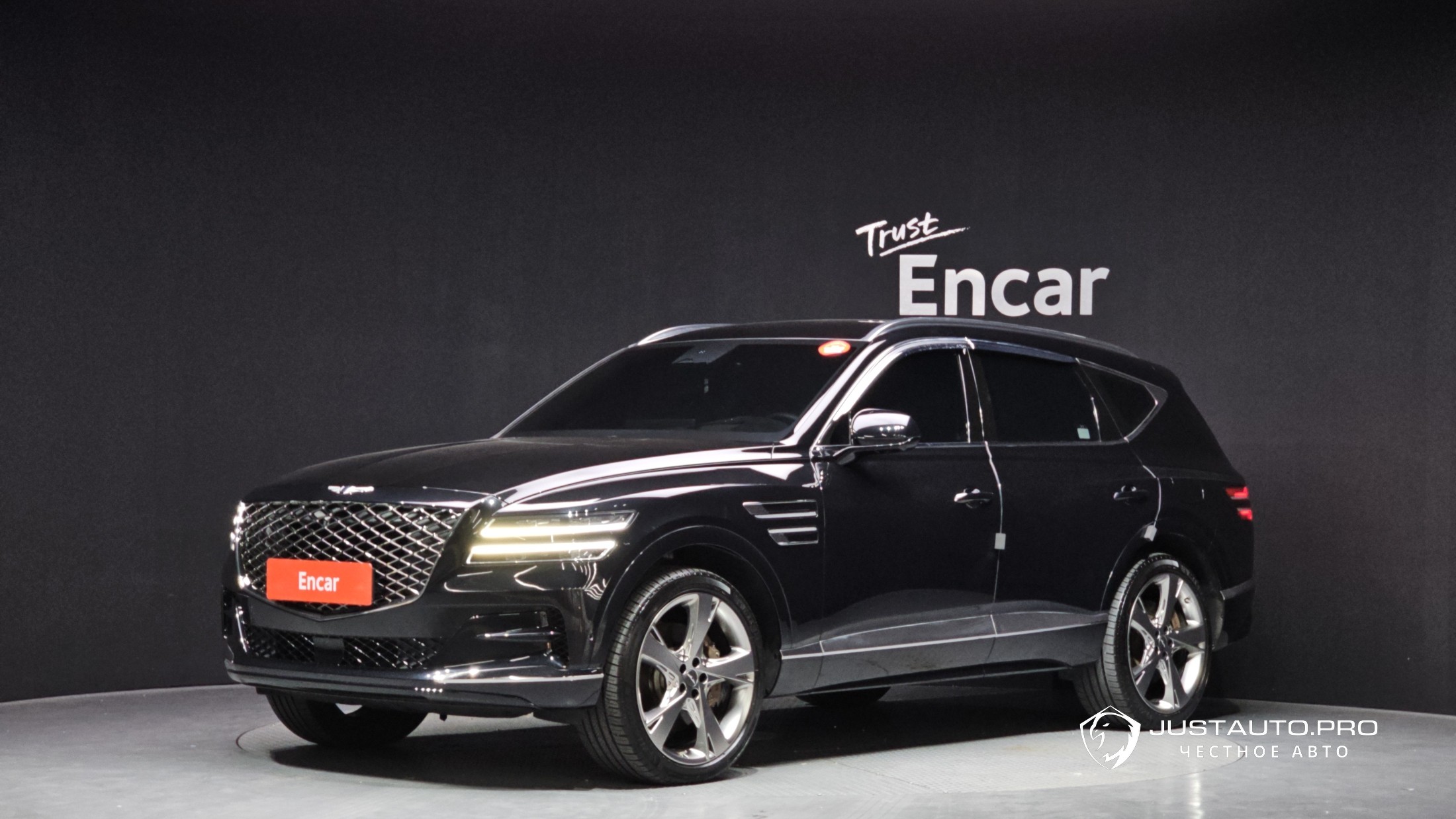 Автомобиль Genesis GV80