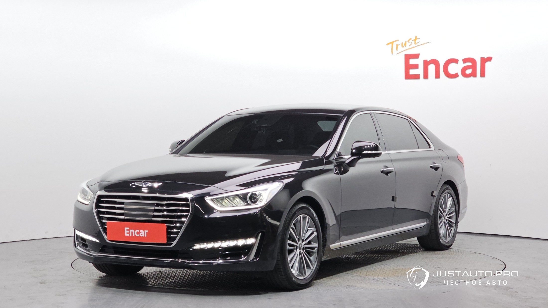 Автомобиль Genesis EQ900