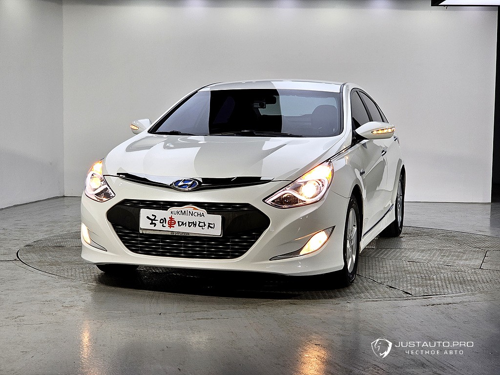 Автомобиль Hyundai Sonata