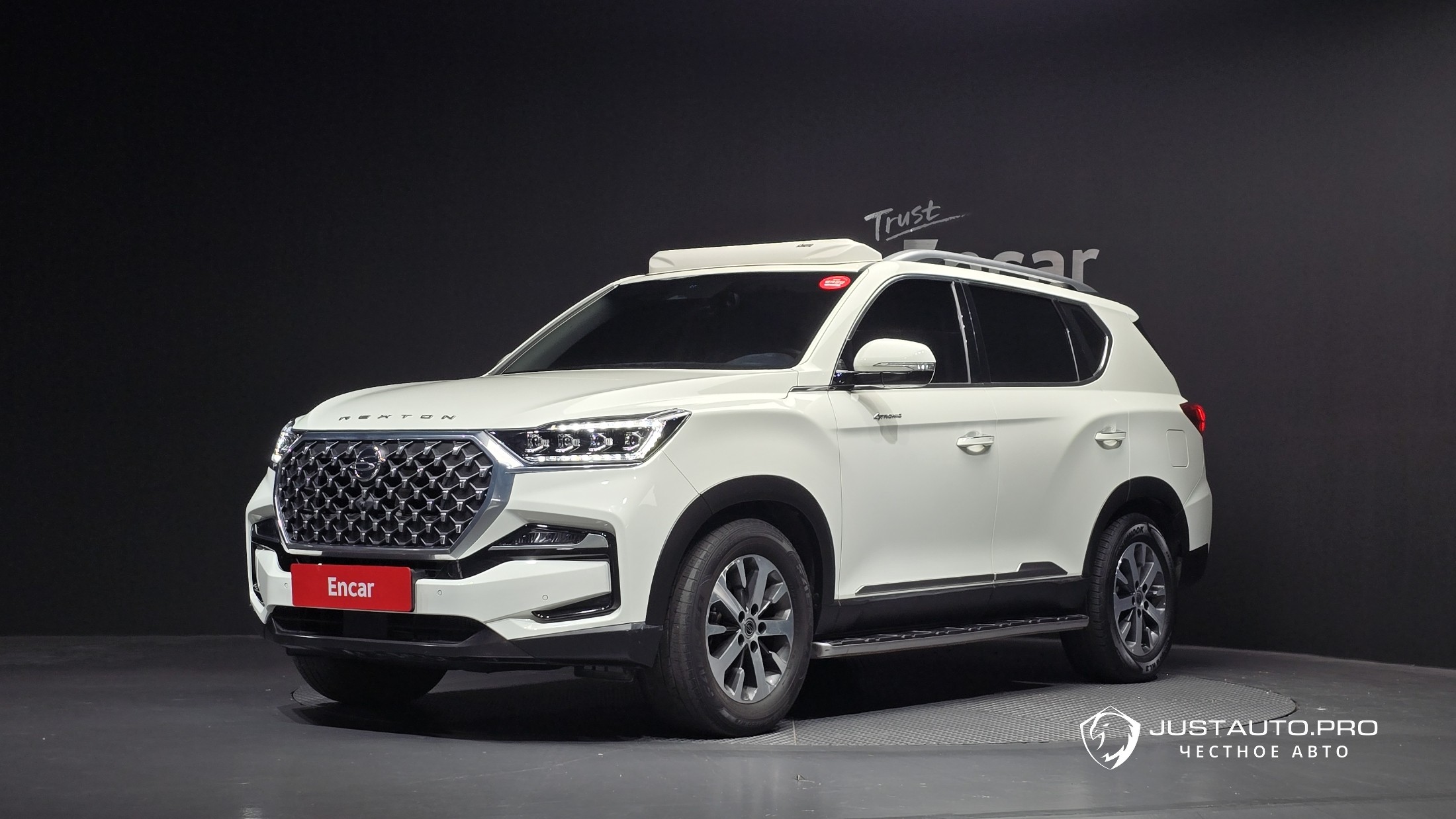 Автомобиль KG_Mobility_Ssangyong Rexton