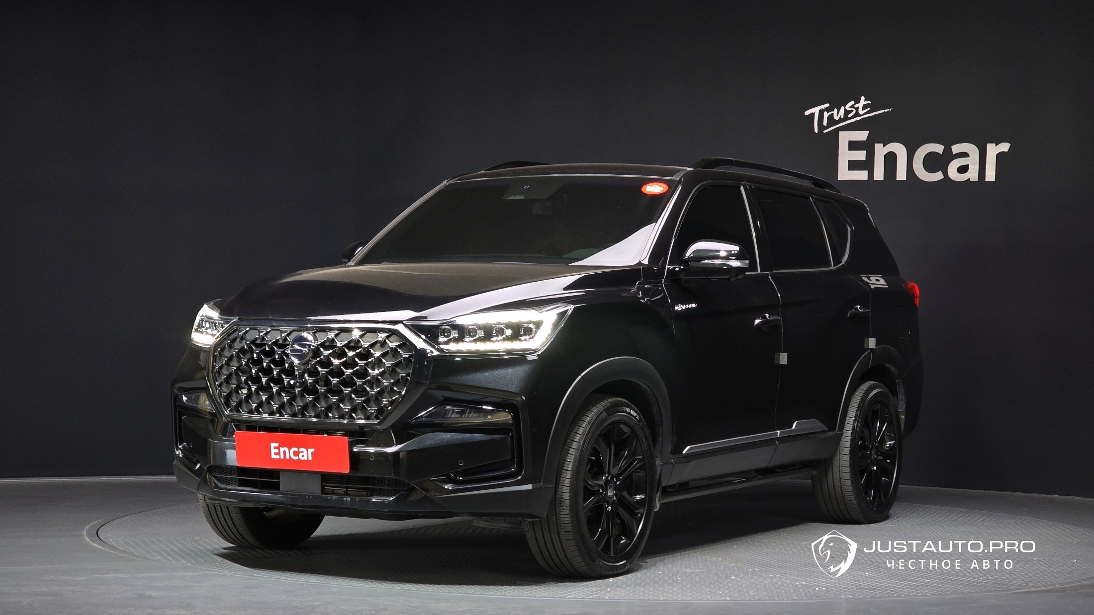 Автомобиль KG_Mobility_Ssangyong Rexton