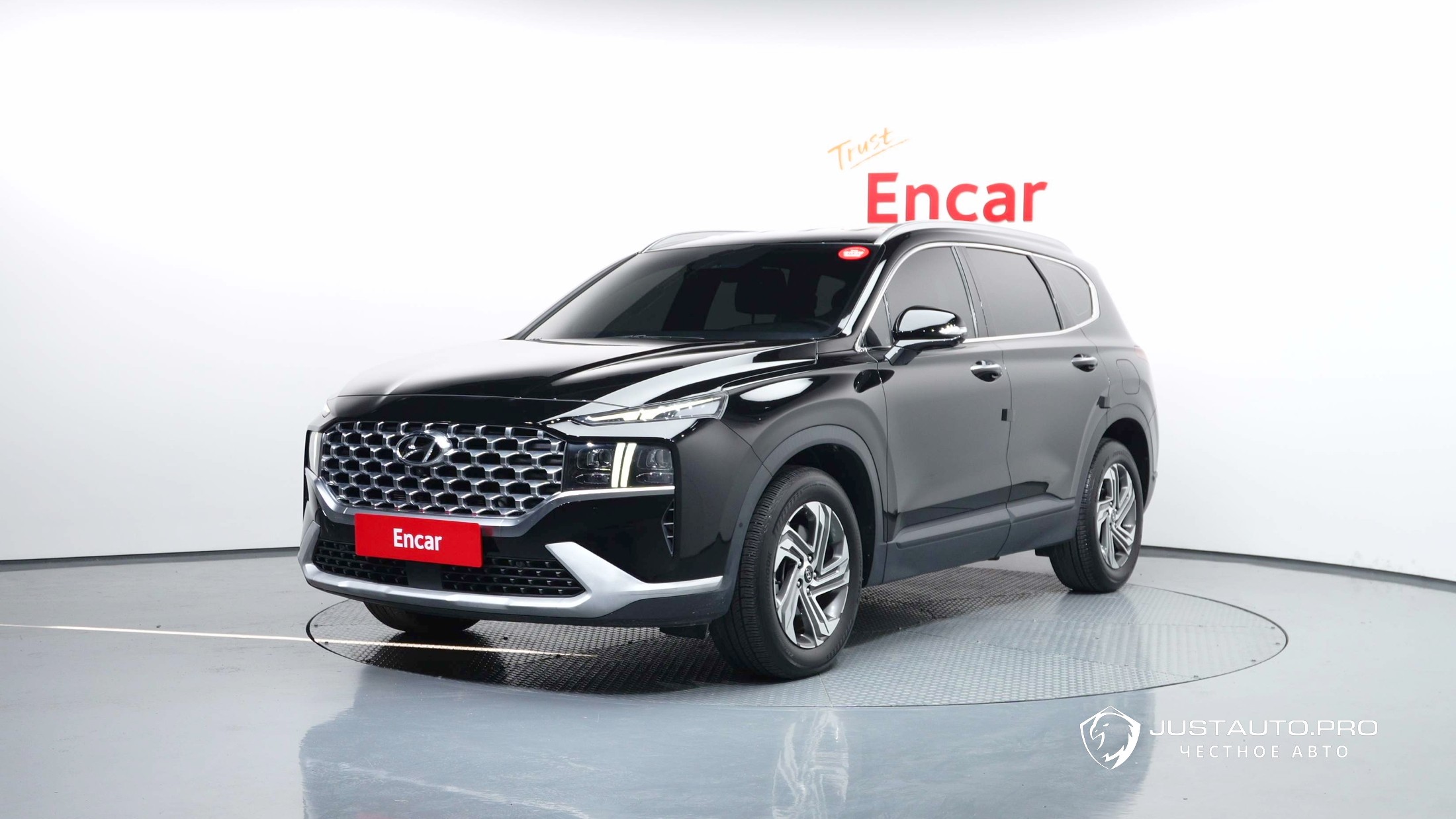Автомобиль Hyundai Santafe