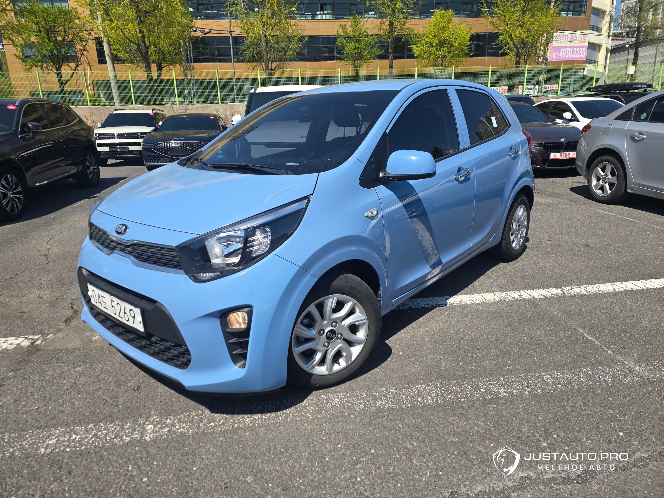 Автомобиль Kia morning