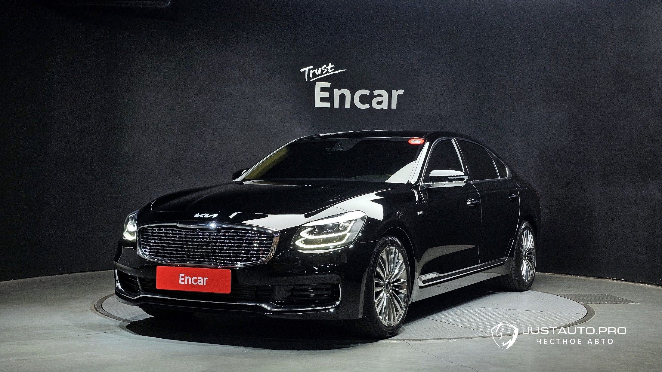 Автомобиль Kia K9