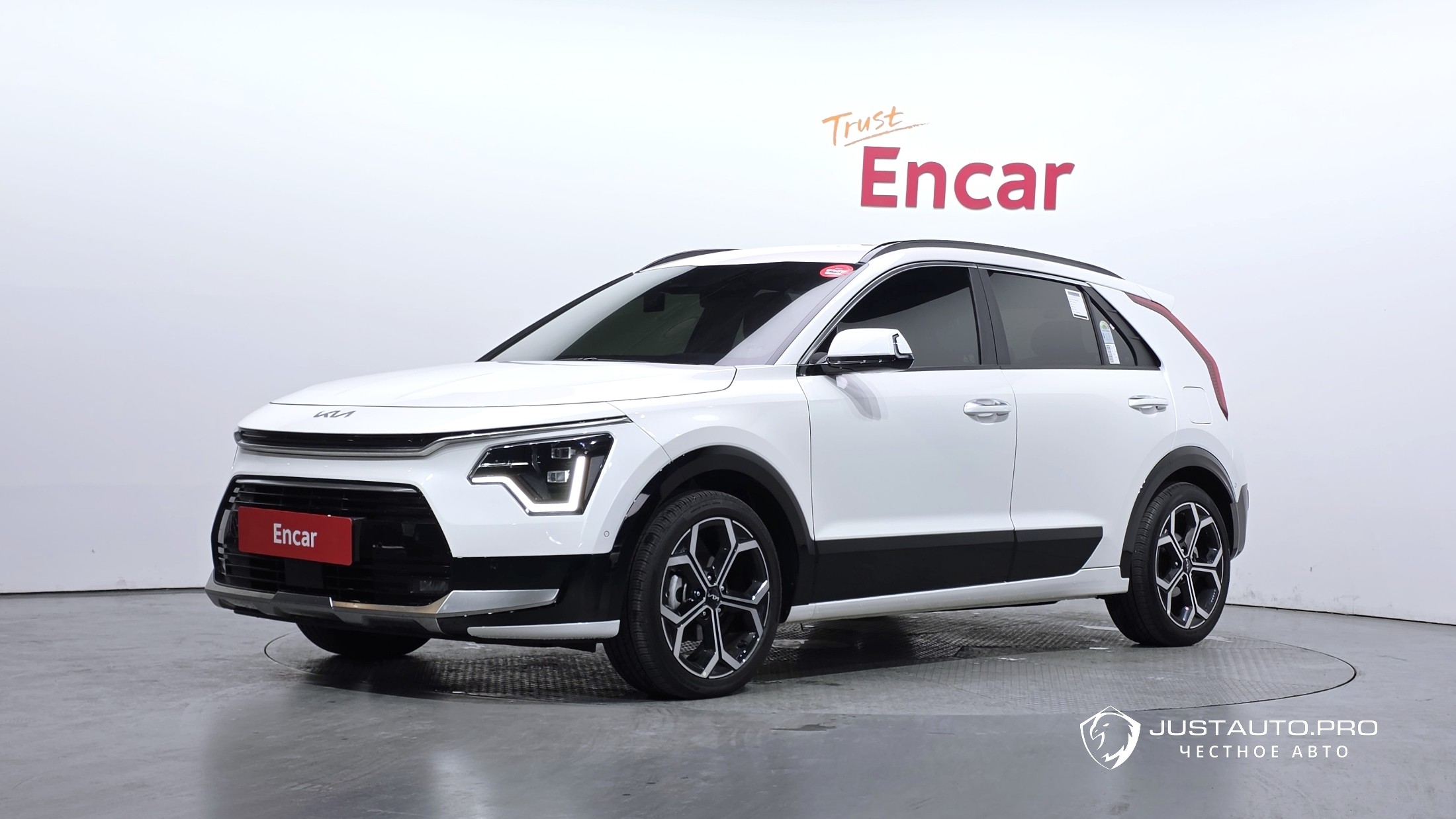 Автомобиль Kia Niro