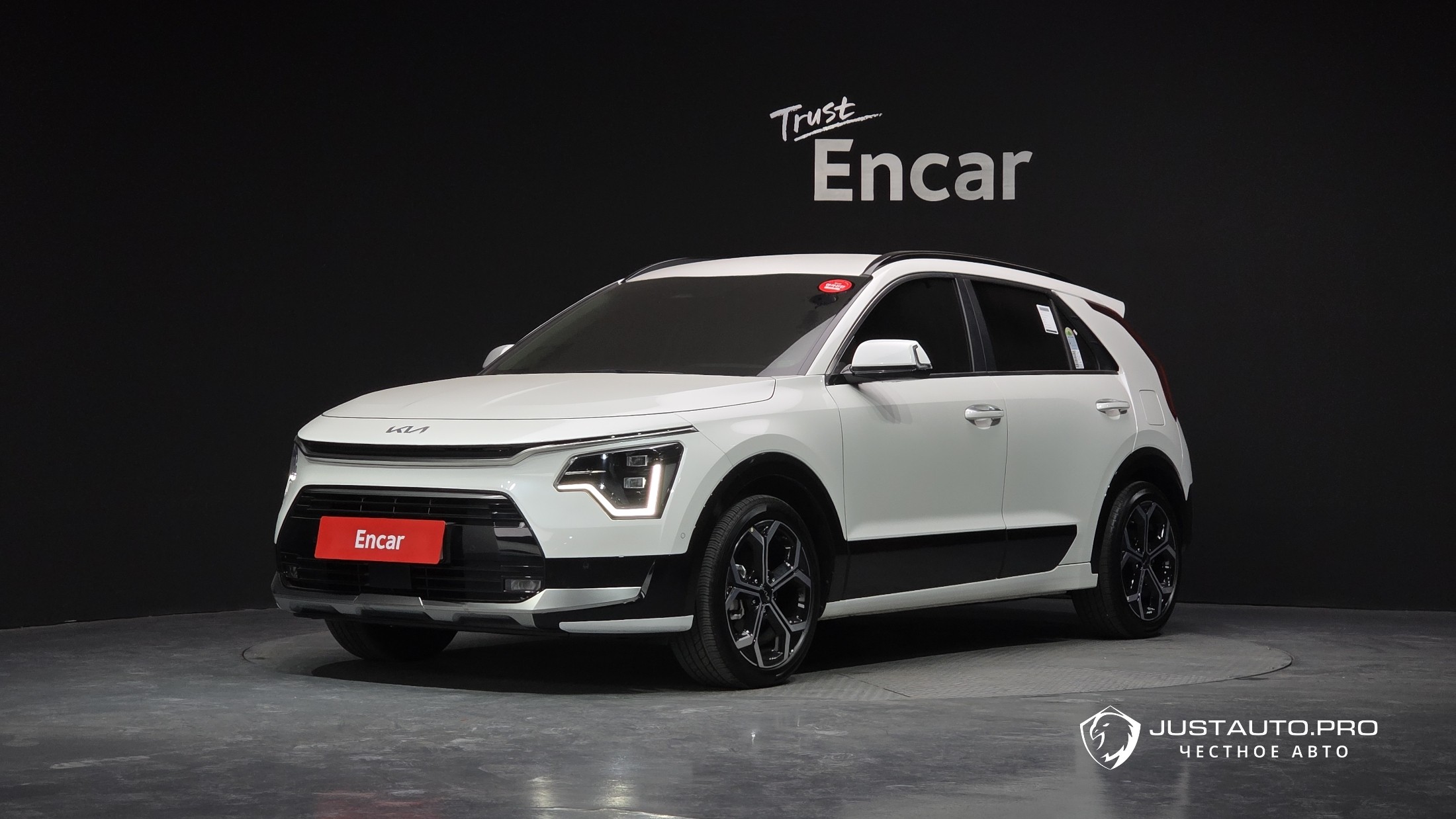 Автомобиль Kia Niro