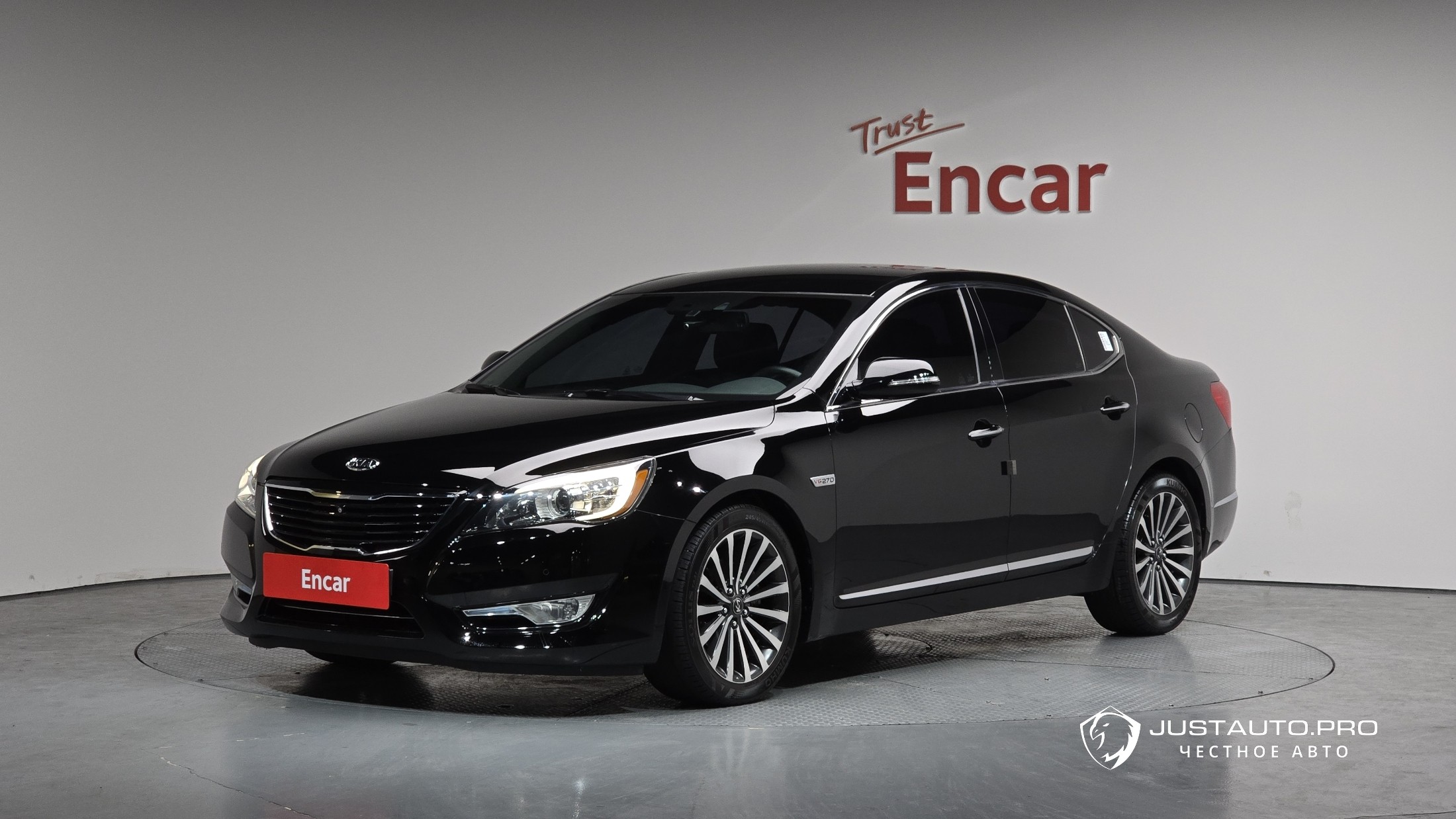 Автомобиль Kia K7