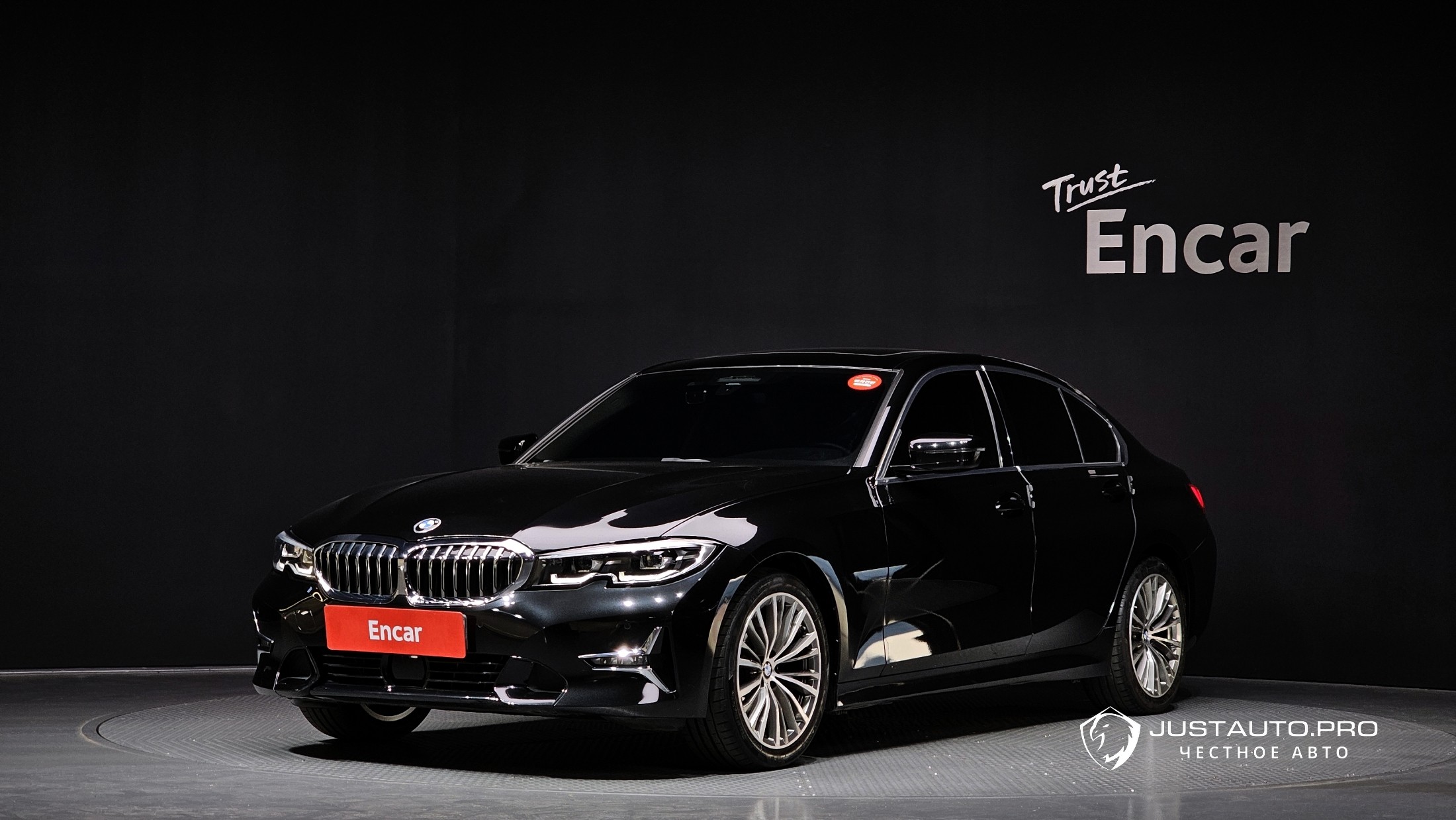 Автомобиль BMW 3-Series