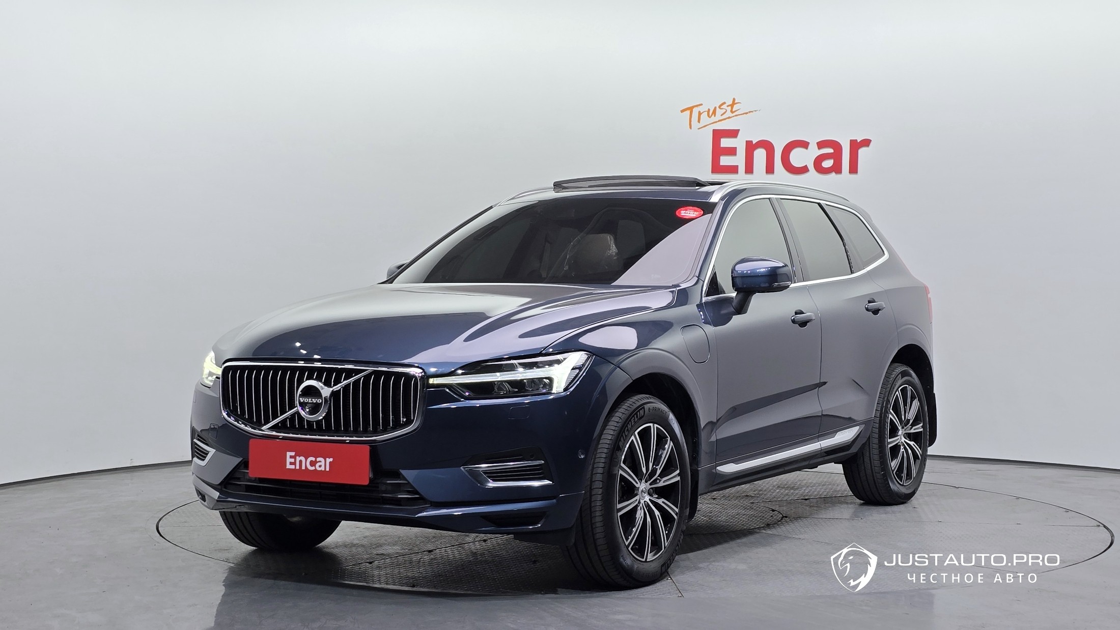 Автомобиль Volvo XC60