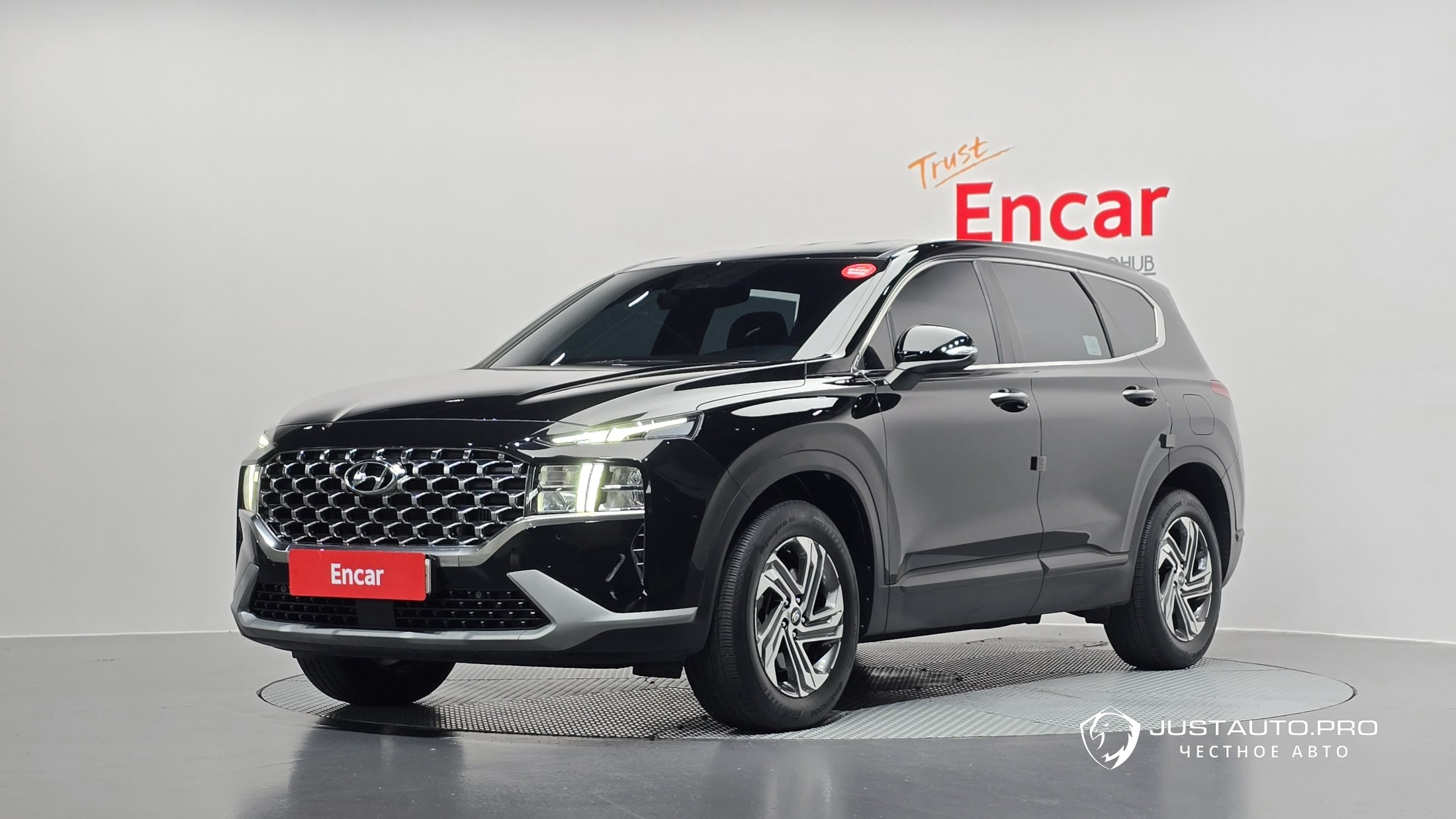 Автомобиль Hyundai Santafe